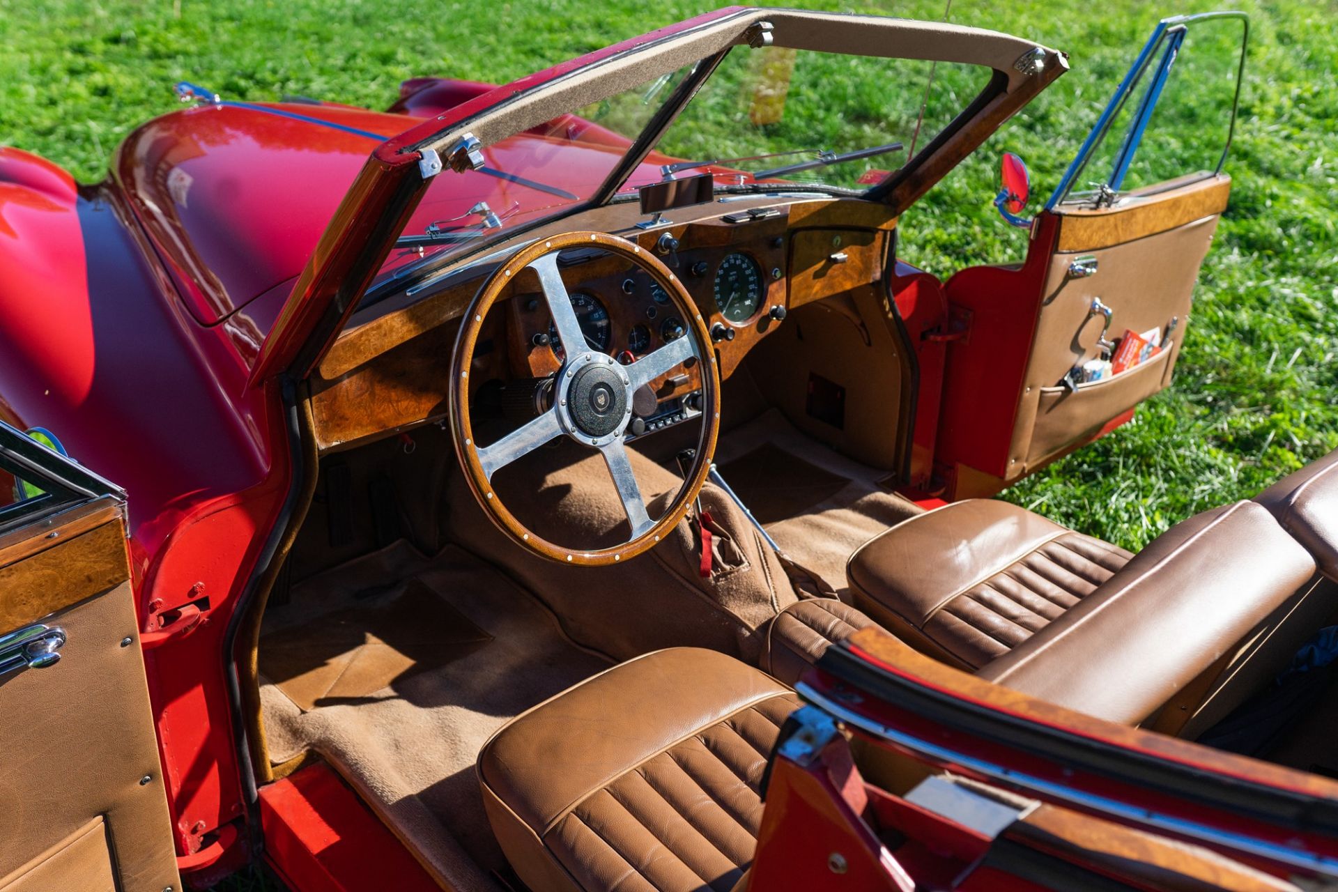 1957 Jaguar XK 140 - Image 19 of 20