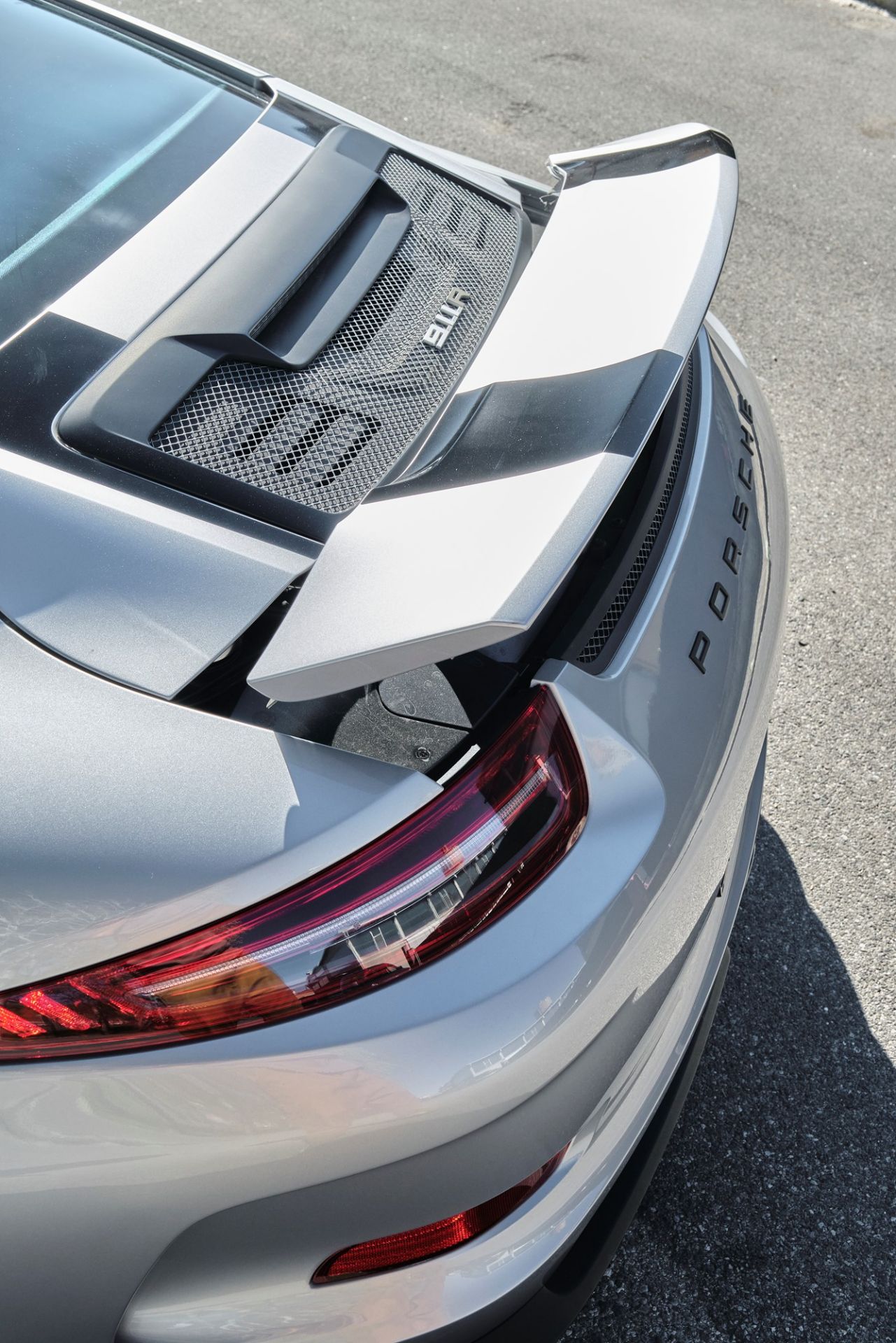 2016 Porsche 991 R (Porsche) - Image 10 of 23