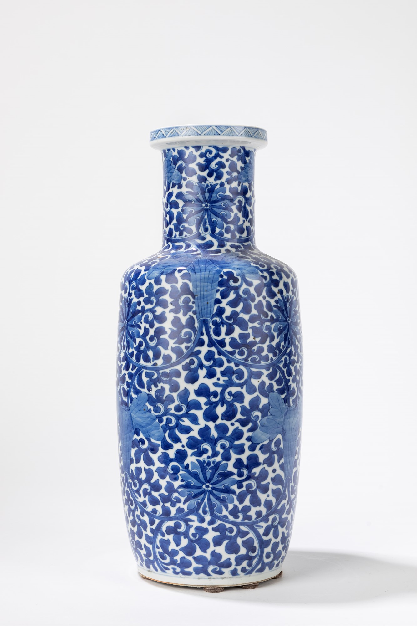 A blue and white porcelain vase. China, Guangxu Period (1875-1908)