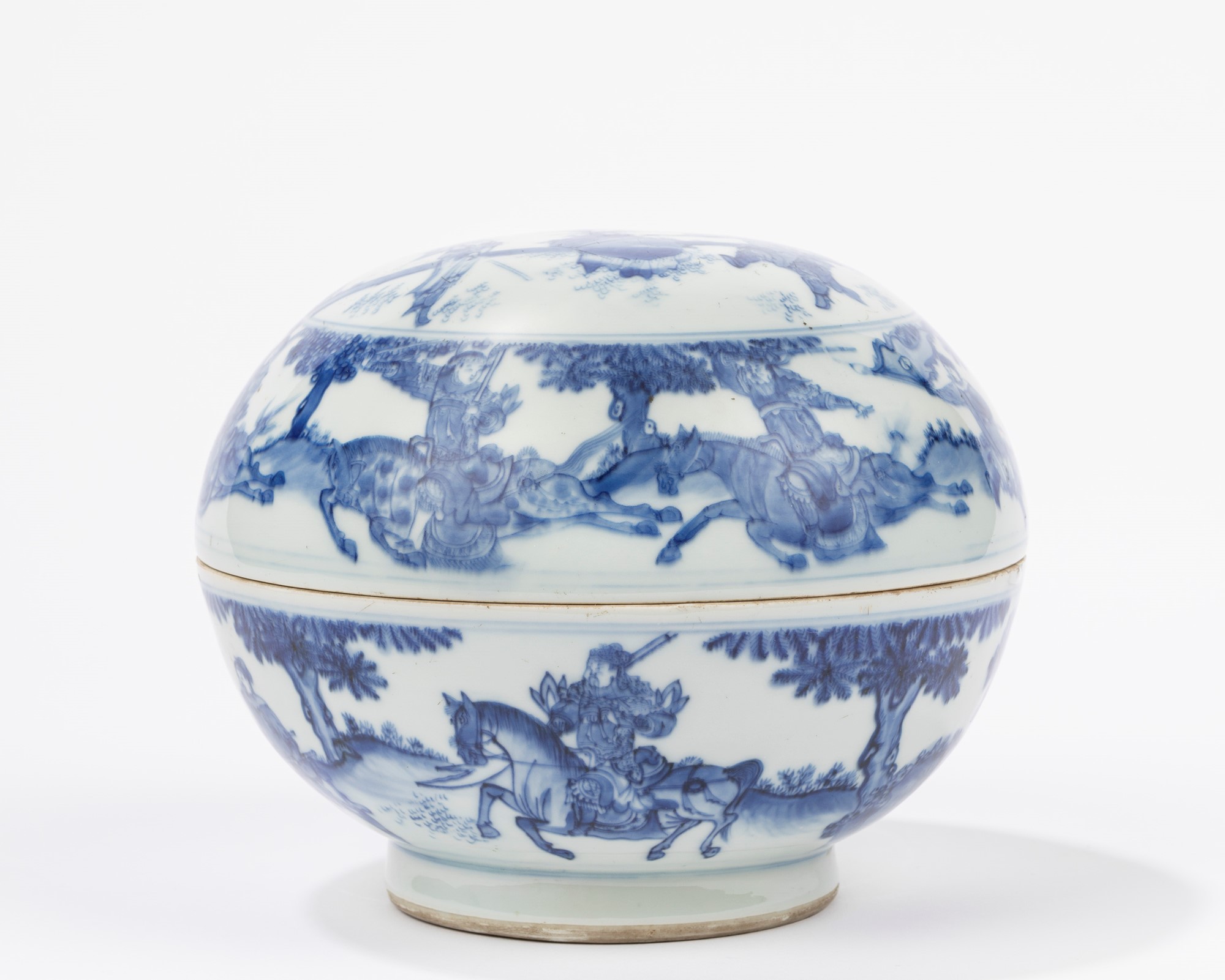 A blue and white porcelain box. China, Chongzhen Period (1627-1644)