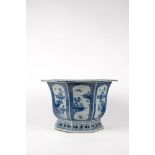 An octagonal blue and white flower pot. China, 18th c.