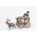 Nautilus mounted in silver in the shape of a carriage. German manufacture from the end of the 19th c