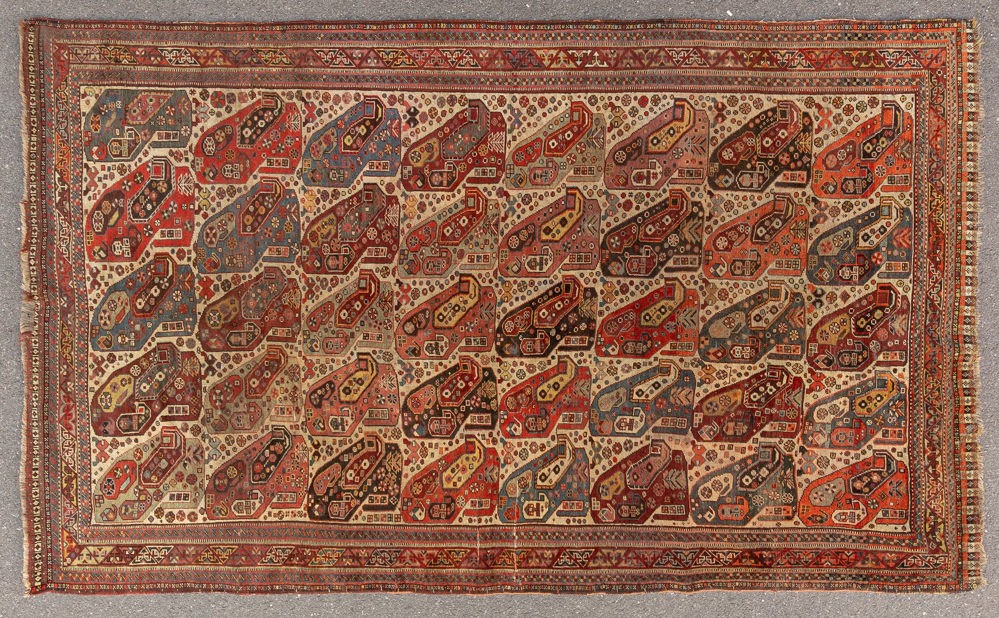 Very fine Persian carpet from the first half of the 20th century