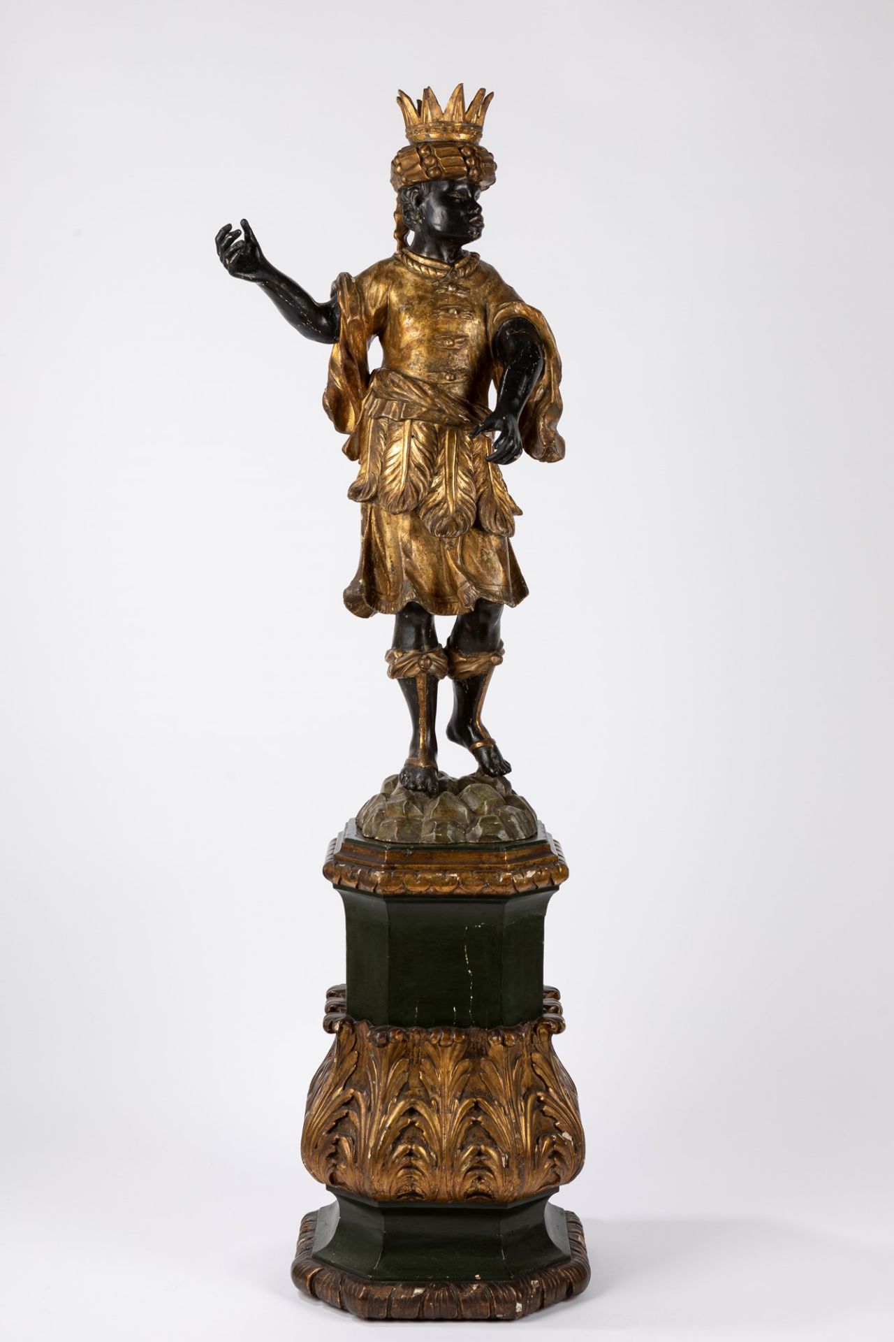 A carved gilt wood moretto, Venetian 18th/19th c.