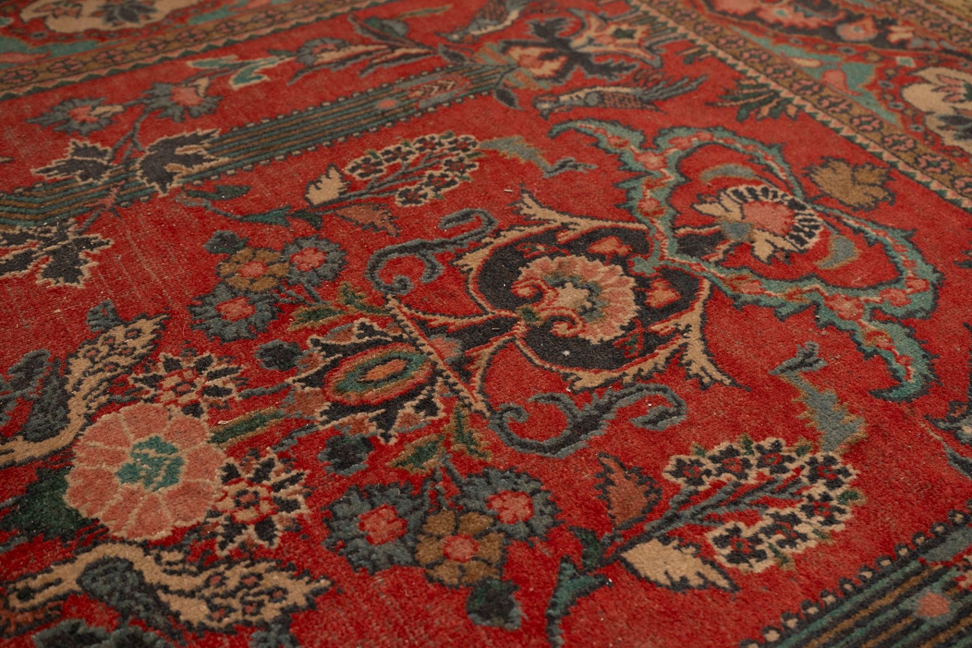Isfahan Persian prayer rug, 19th-20th centuries - Image 3 of 3