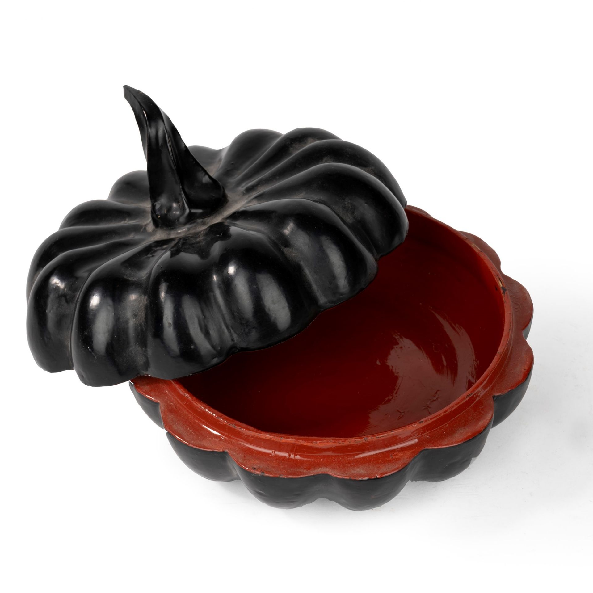 Gourd-shaped black and red lacquer box, Japan Meiji period - Image 2 of 3