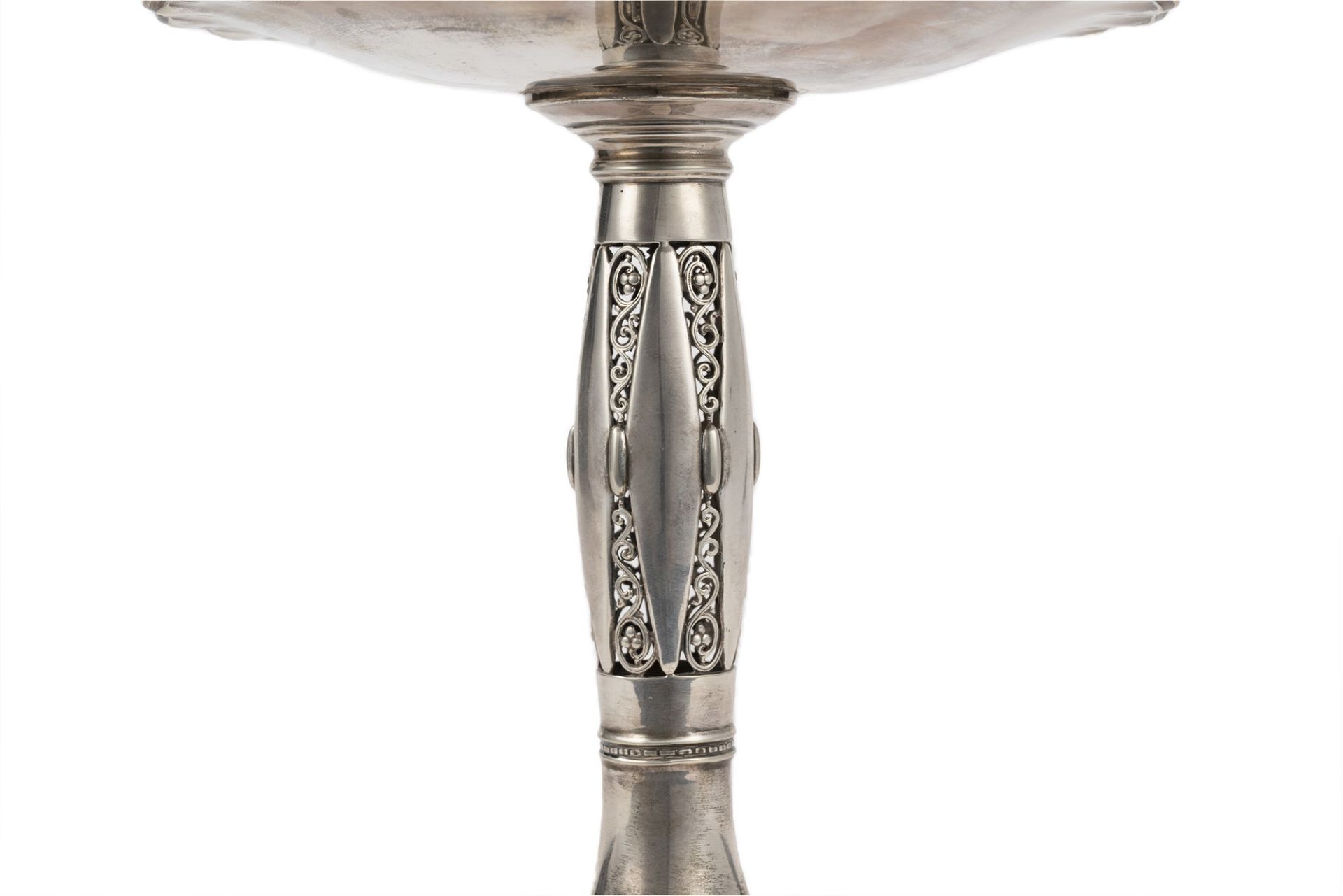Embossed, pierced and chiseled silver stand, Germany, early 20th century - Image 3 of 4