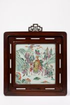 A FAMILLE ROSE PORCELAIN PLACQUE, China, late 19th / early 20th century