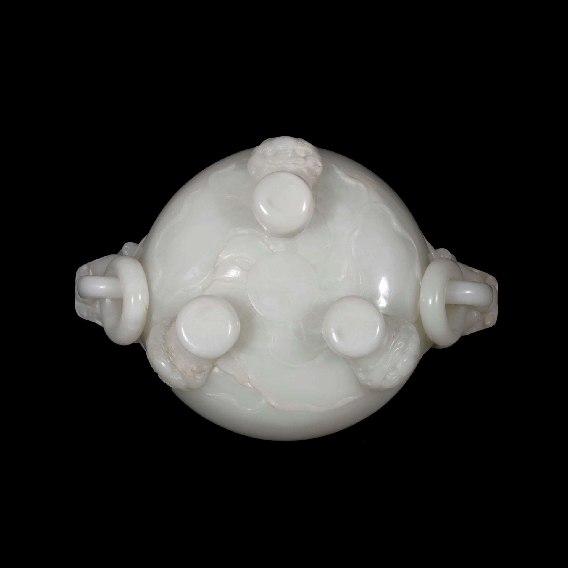 A FINE WHITE TRIP POD CENSER AND COVER, China, Qing dynasty, 19th century - Image 7 of 10
