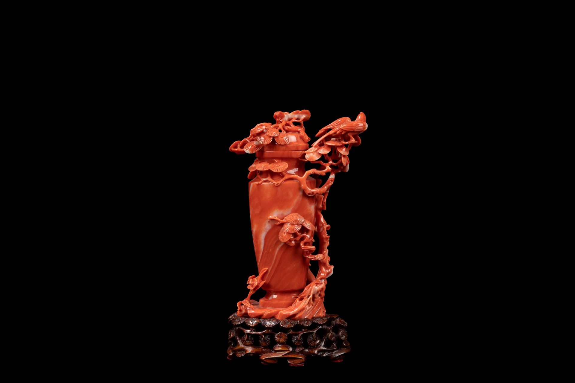 A SMALL RED CORAL CARVING, China, Qing dynasty, late 19th century - Image 2 of 2