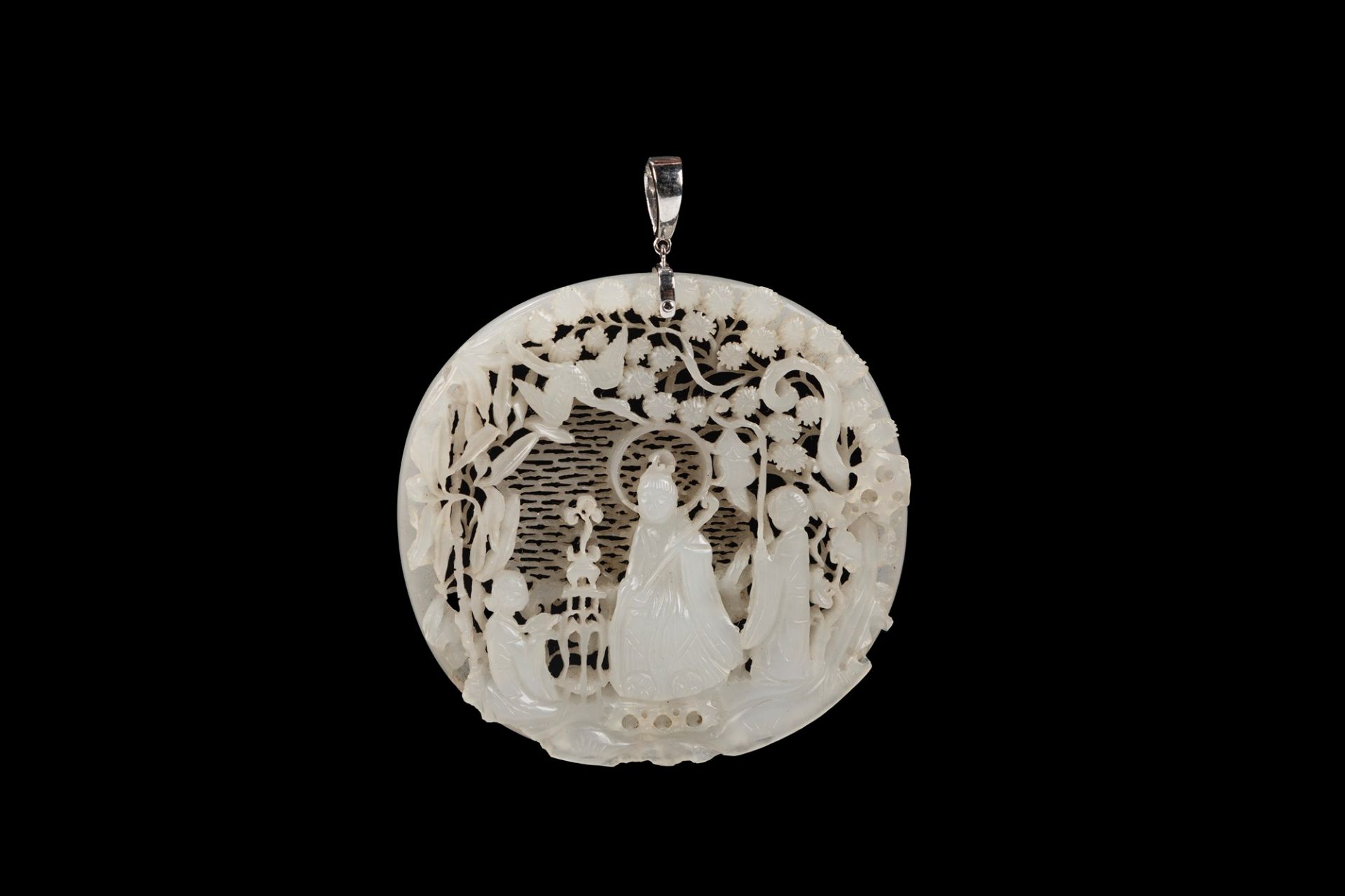 AN EXCEPTIONAL WHITE JADE OPENWORK FIGURAL PLAQUE, China, Liao - Yuan period