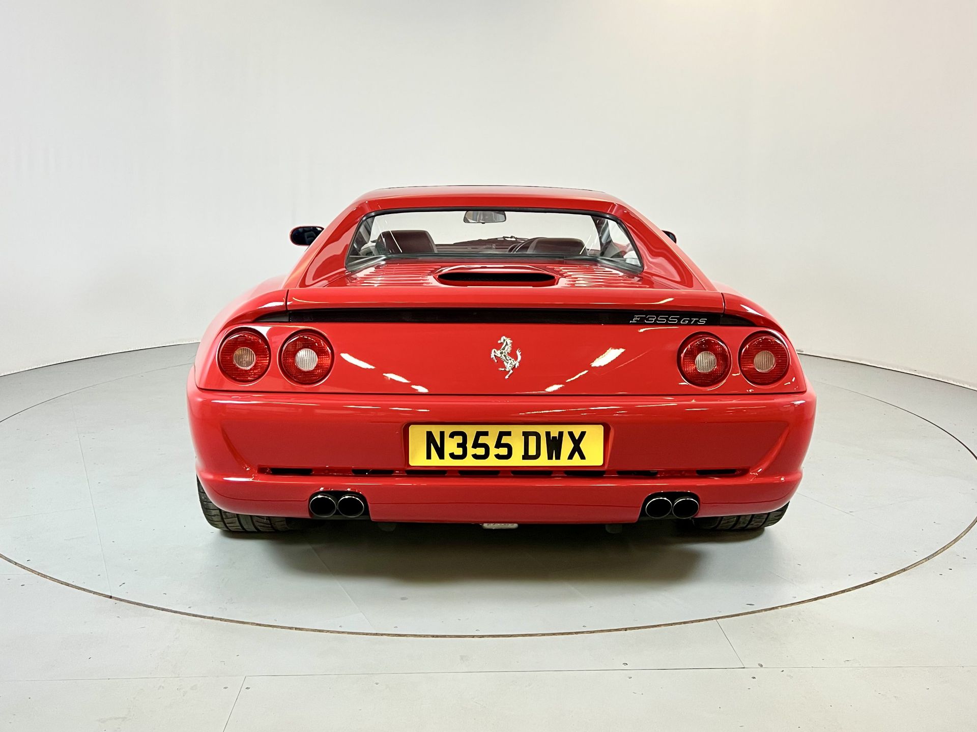 Ferrari 355 GTS - Image 8 of 40