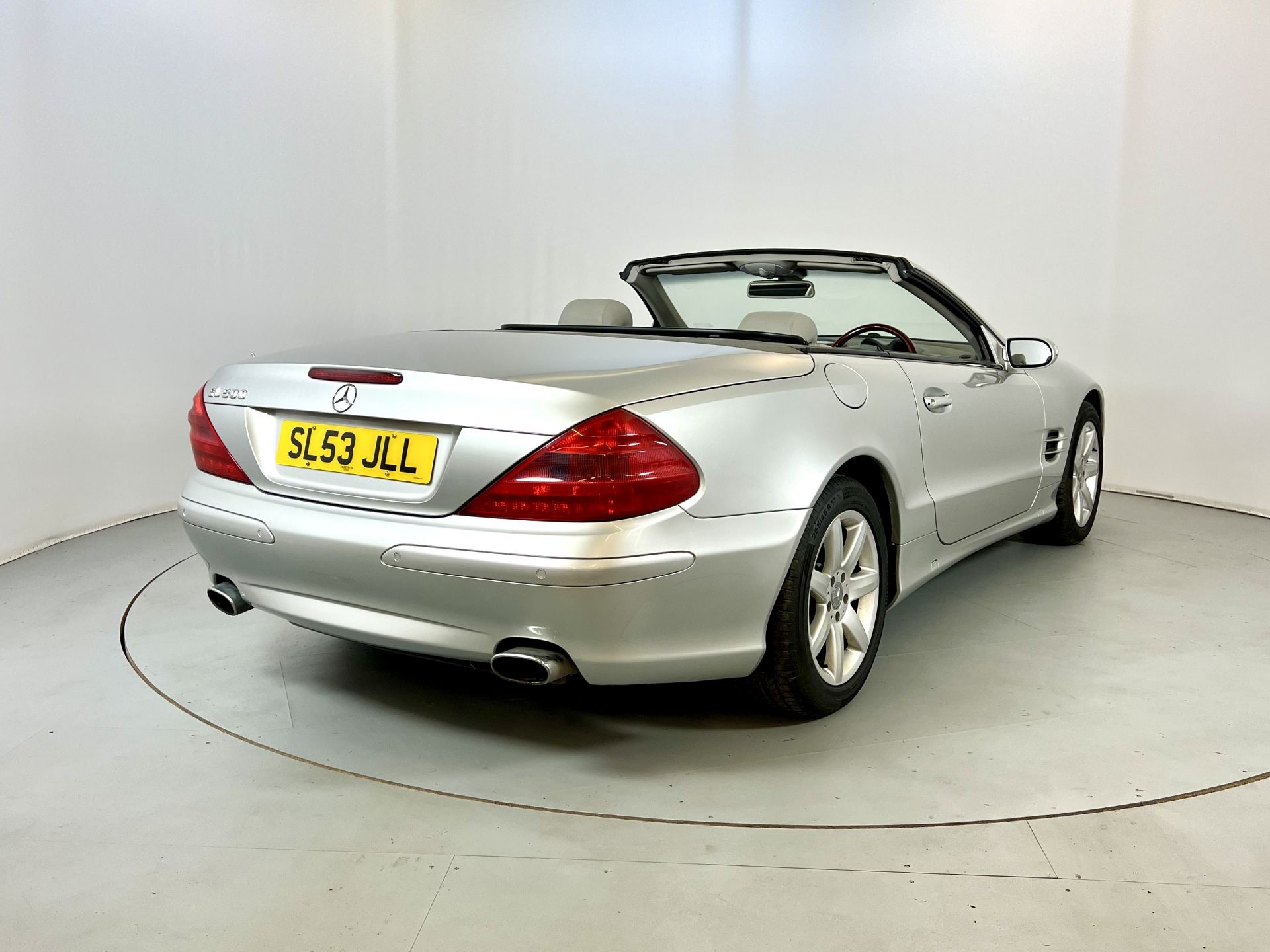 Mercedes-Benz SL500 - Image 9 of 30