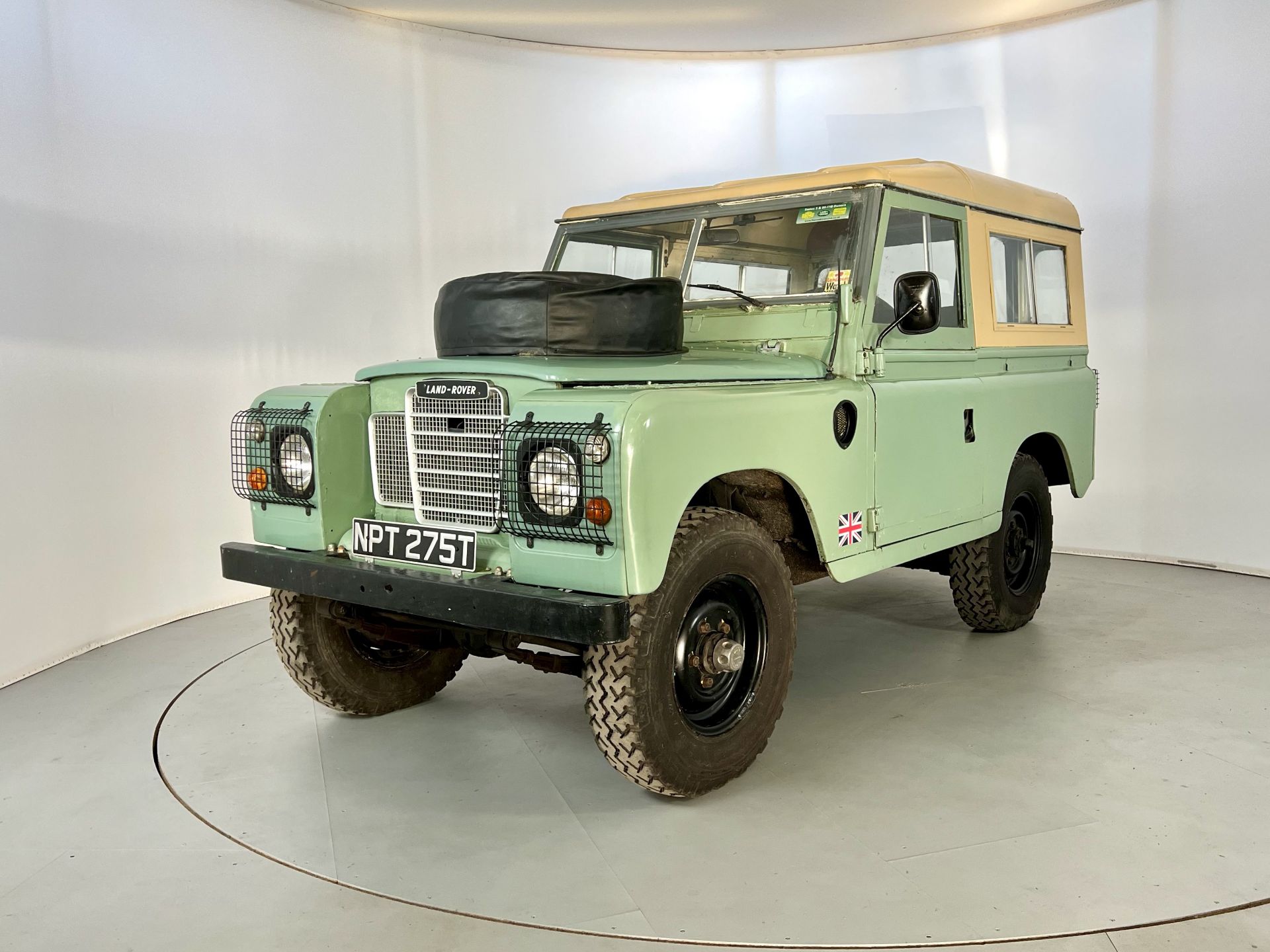 Land Rover Series 3 - Image 3 of 28