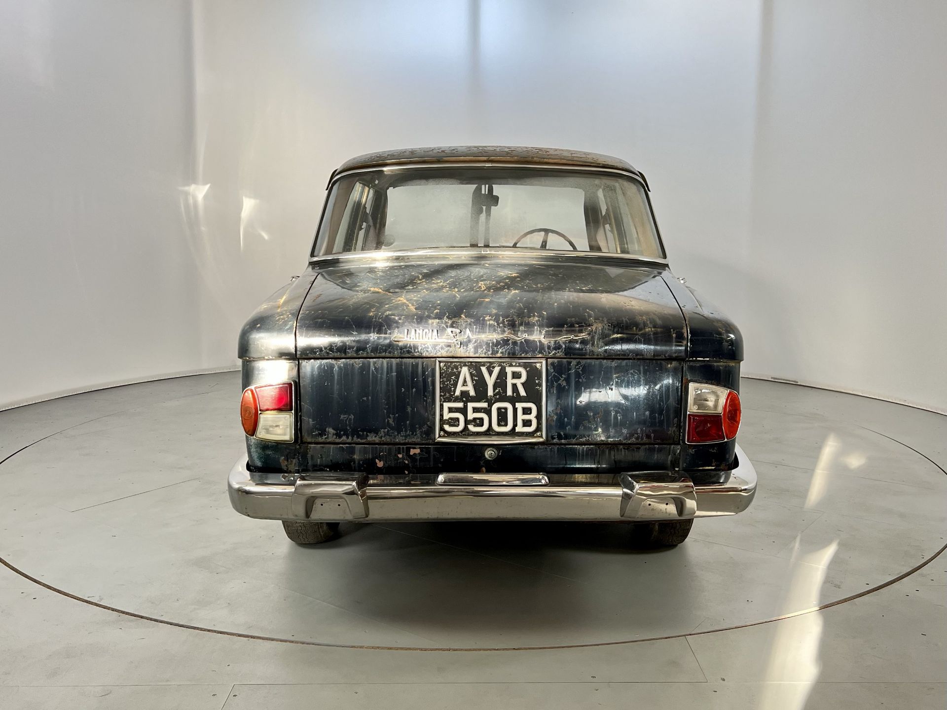 Lancia Flavia - NO RESERVE - Image 8 of 32