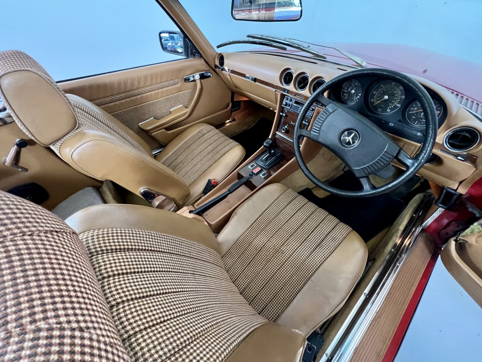 Mercedes Benz SL450 - Image 23 of 33