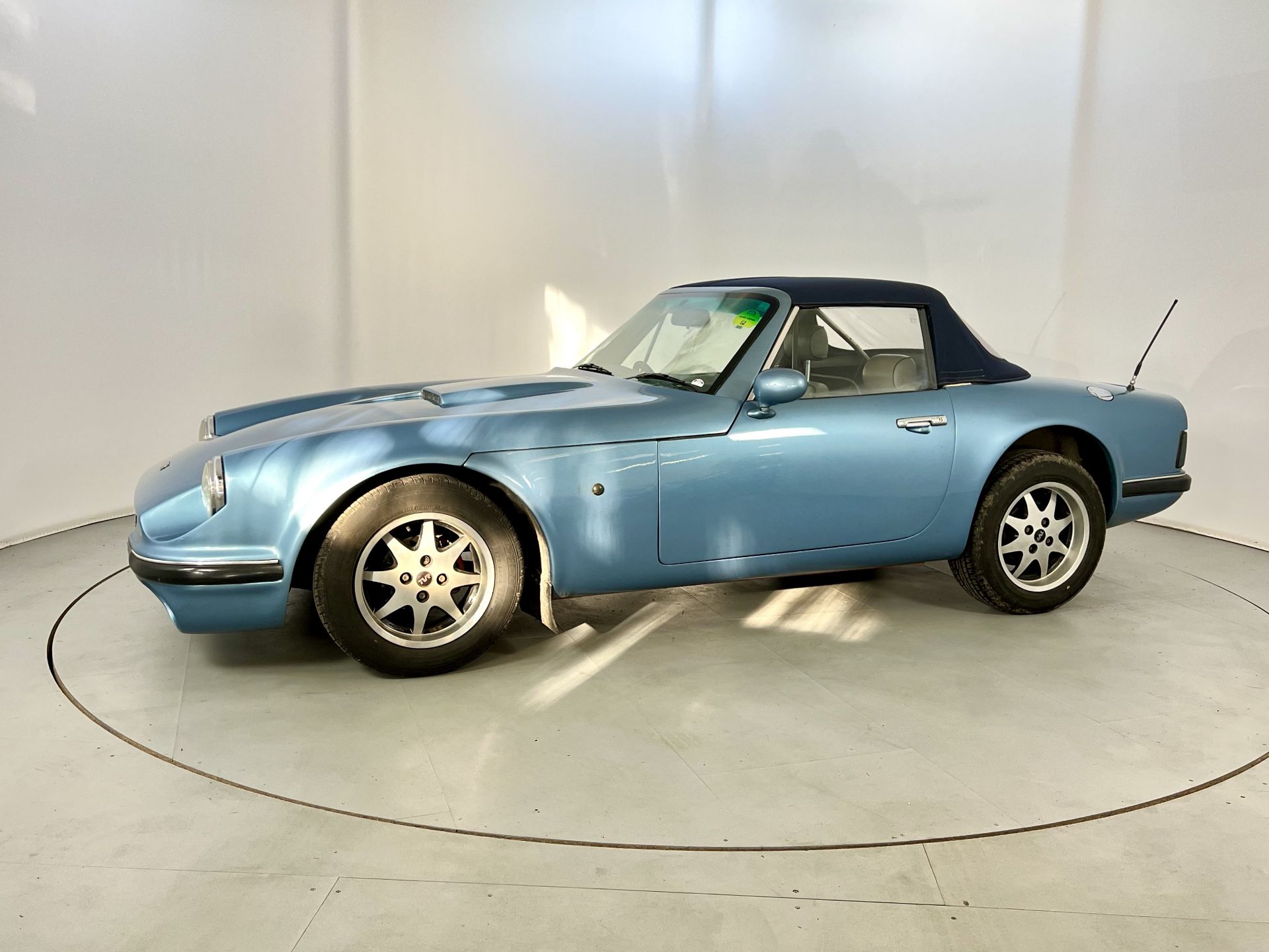 TVR S2 - Image 4 of 29