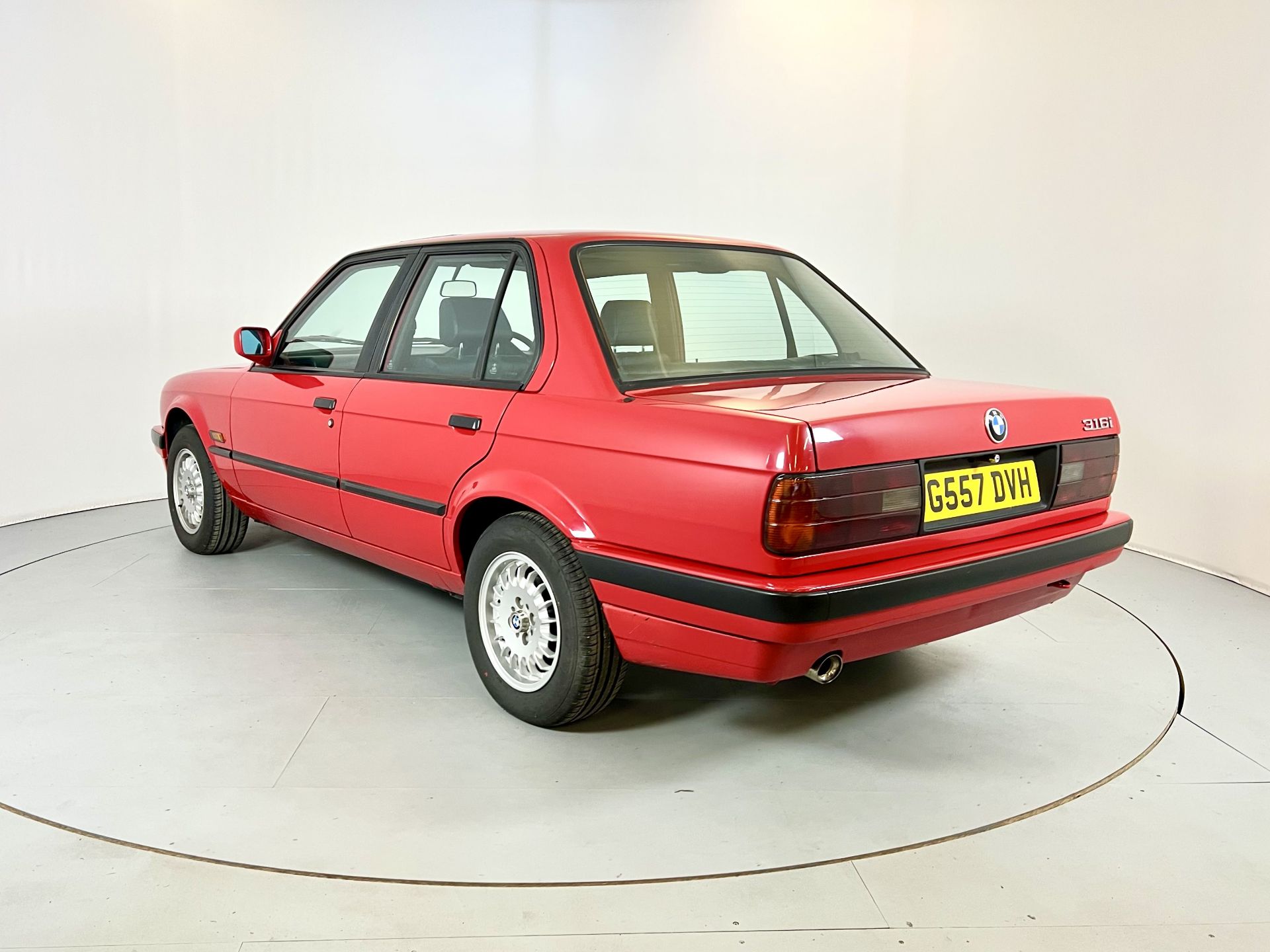 BMW 316i - Image 7 of 37
