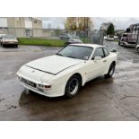 Porsche 944