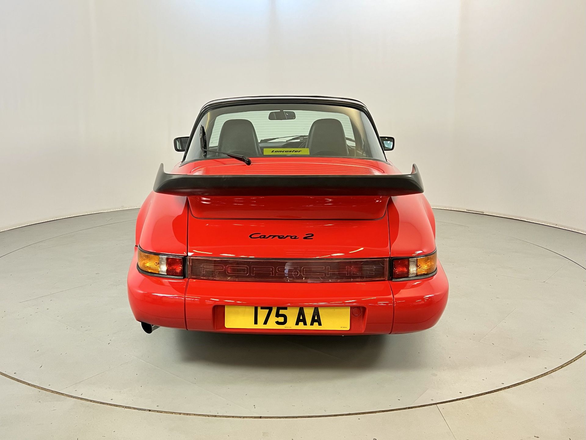 Porsche Carrera 2 - Image 8 of 35