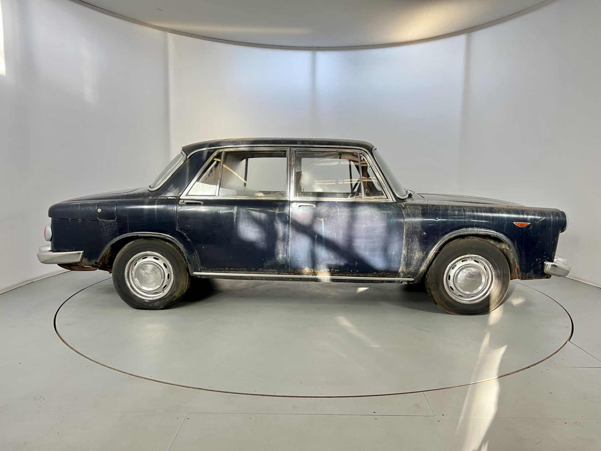 Lancia Flavia - NO RESERVE - Image 11 of 32