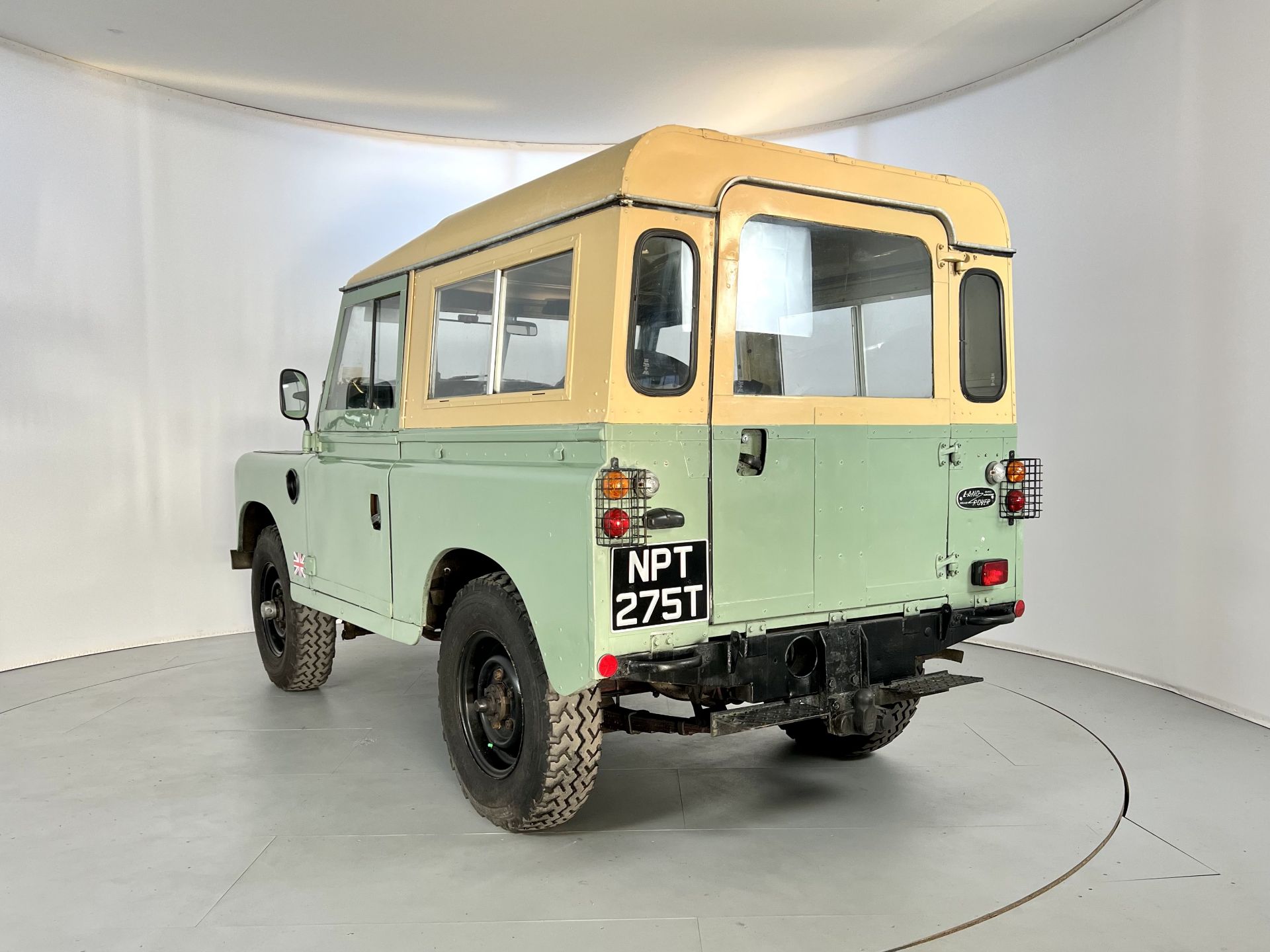 Land Rover Series 3 - Image 7 of 28