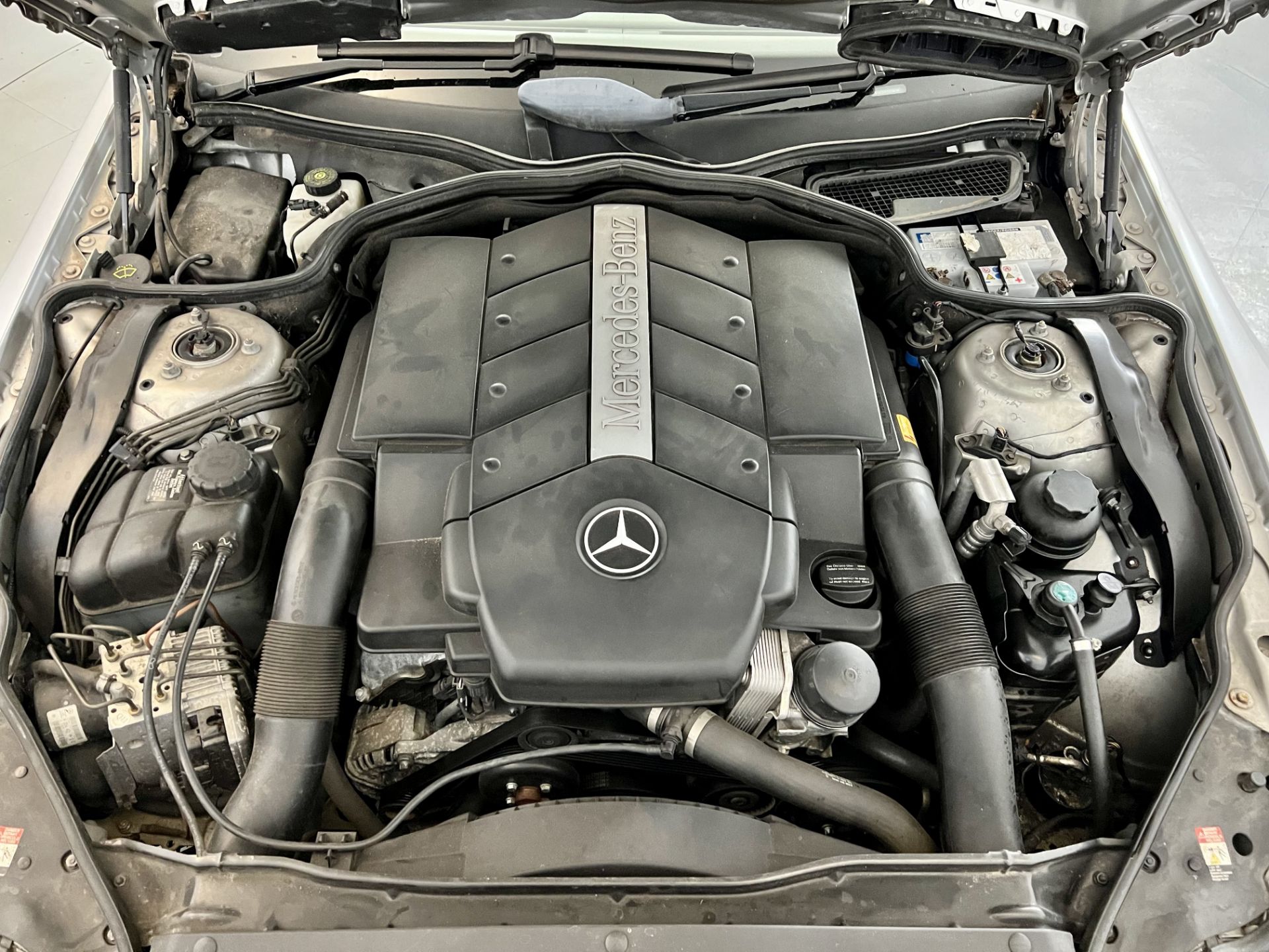 Mercedes-Benz SL500 - Image 28 of 30