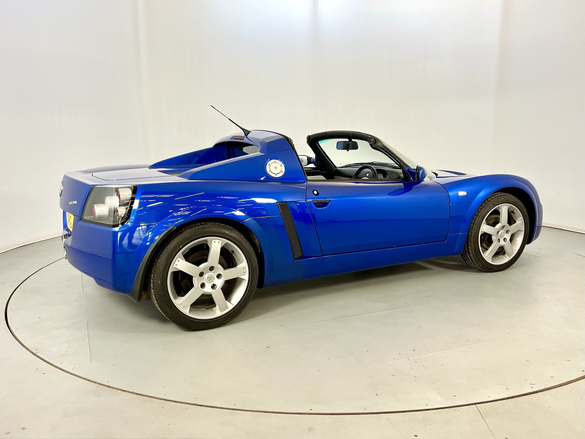 Vauxhall VX220 - Image 10 of 25