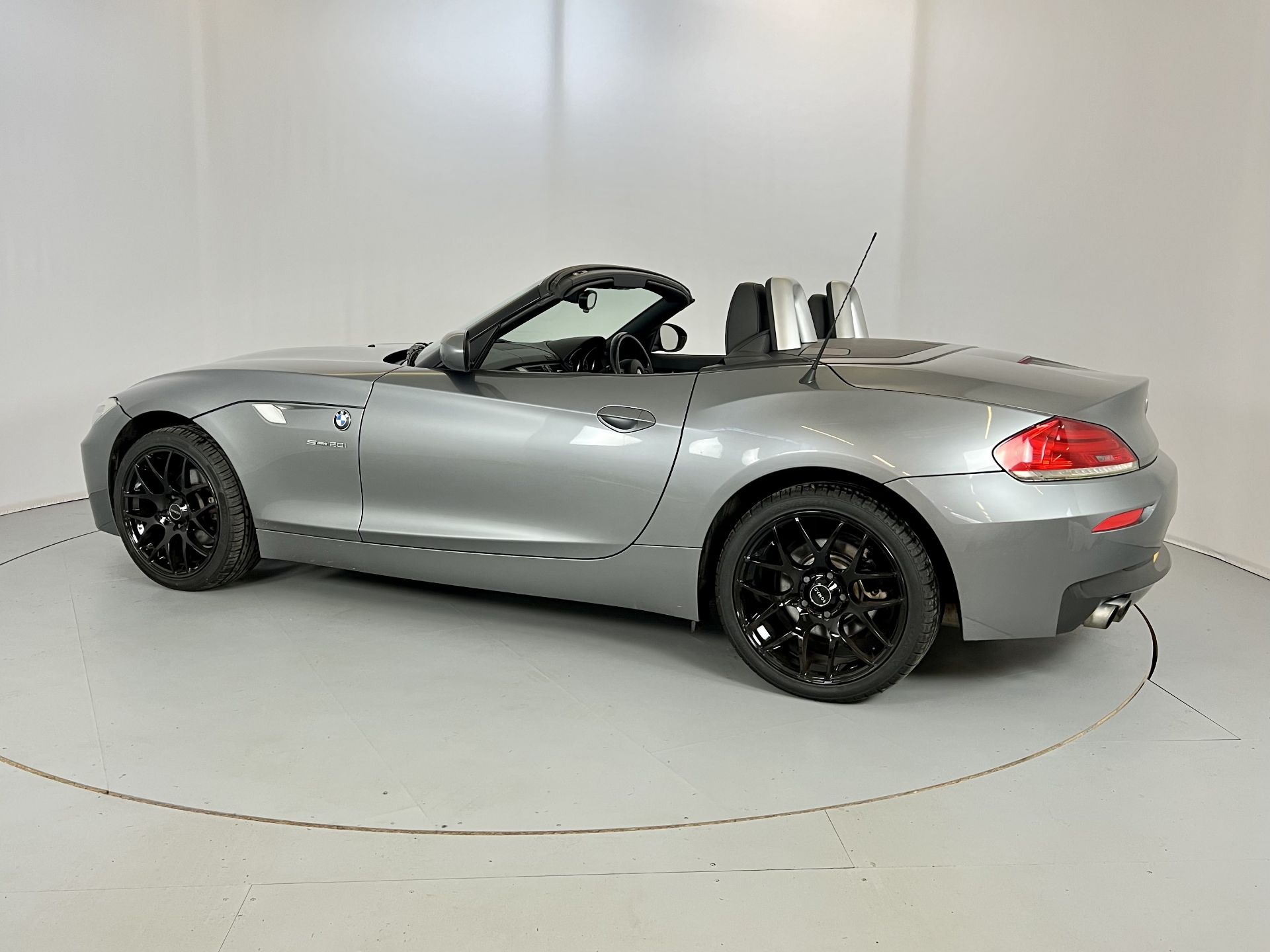 BMW Z4 - Image 6 of 27