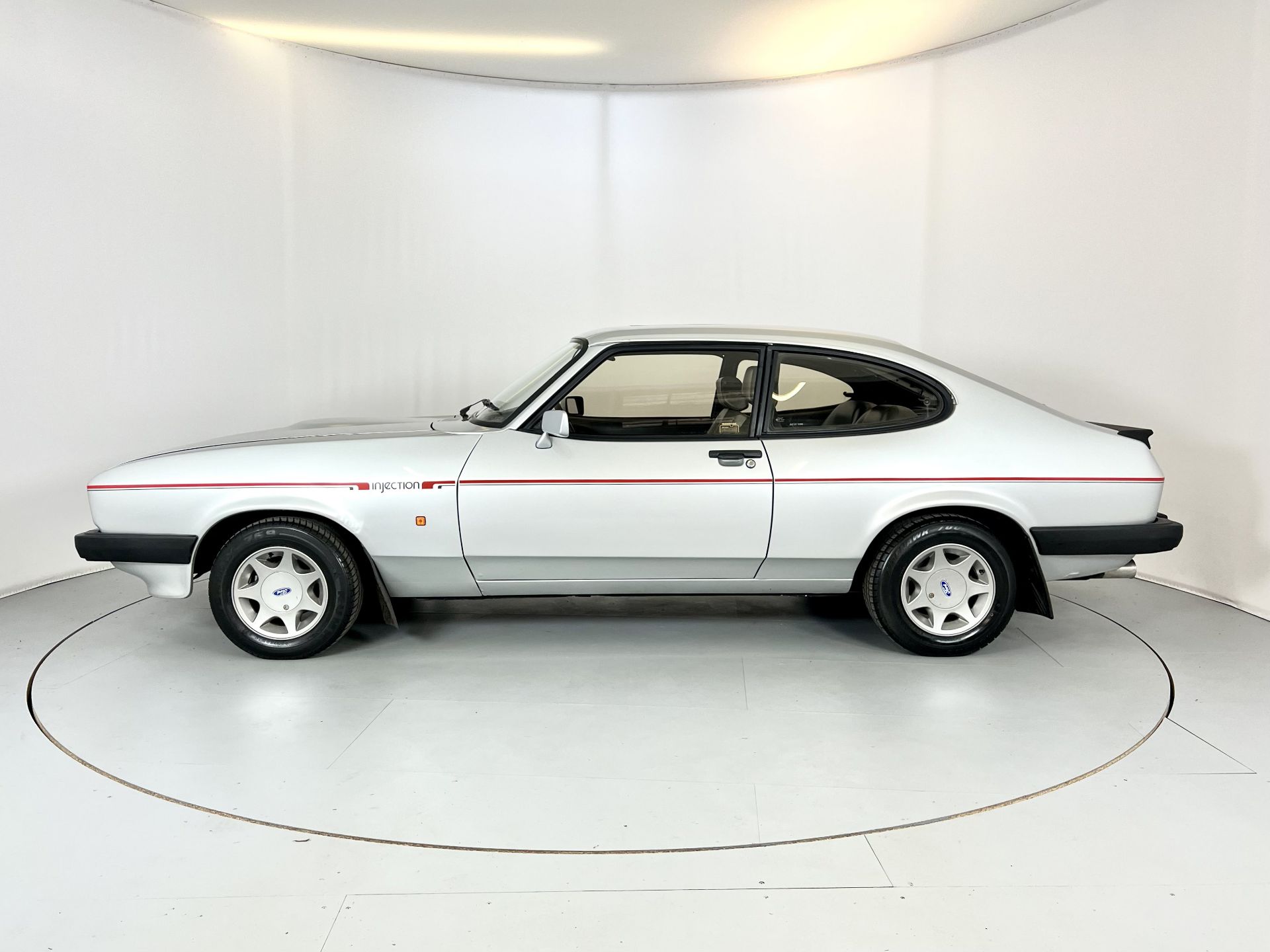 Ford Capri 2.8 Injection - Image 5 of 30