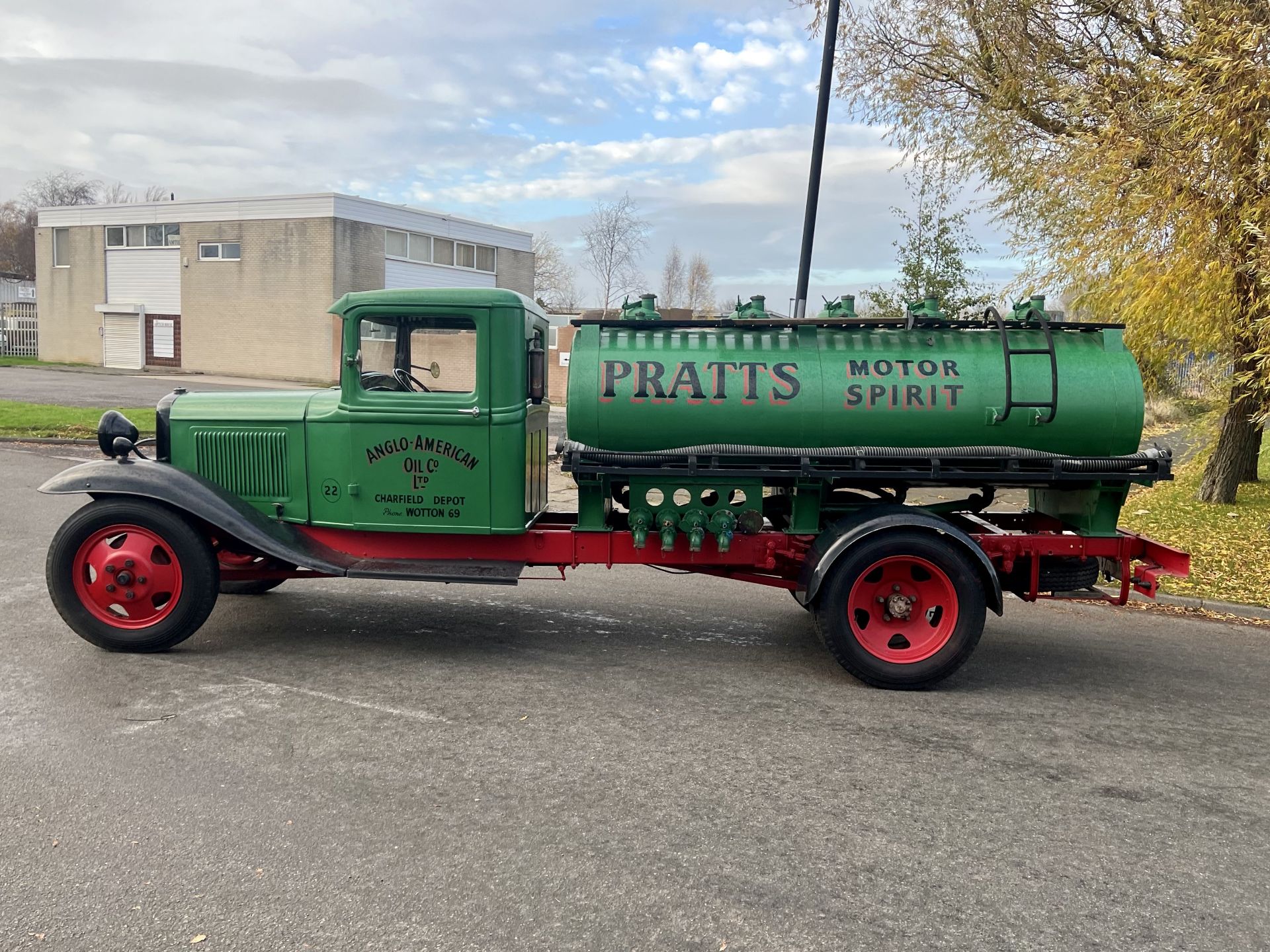 Fordson BB Tanker - Image 8 of 34