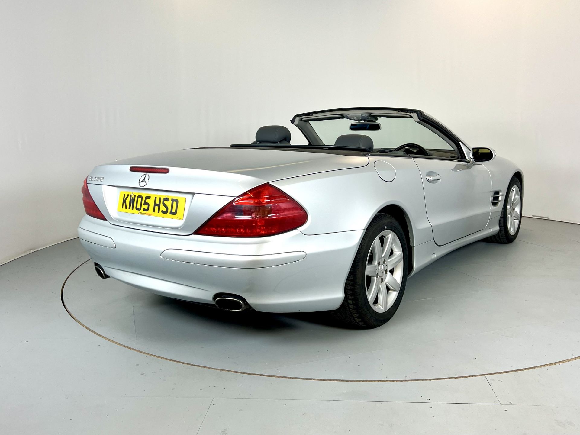 Mercedes-Benz SL350 - Image 9 of 30