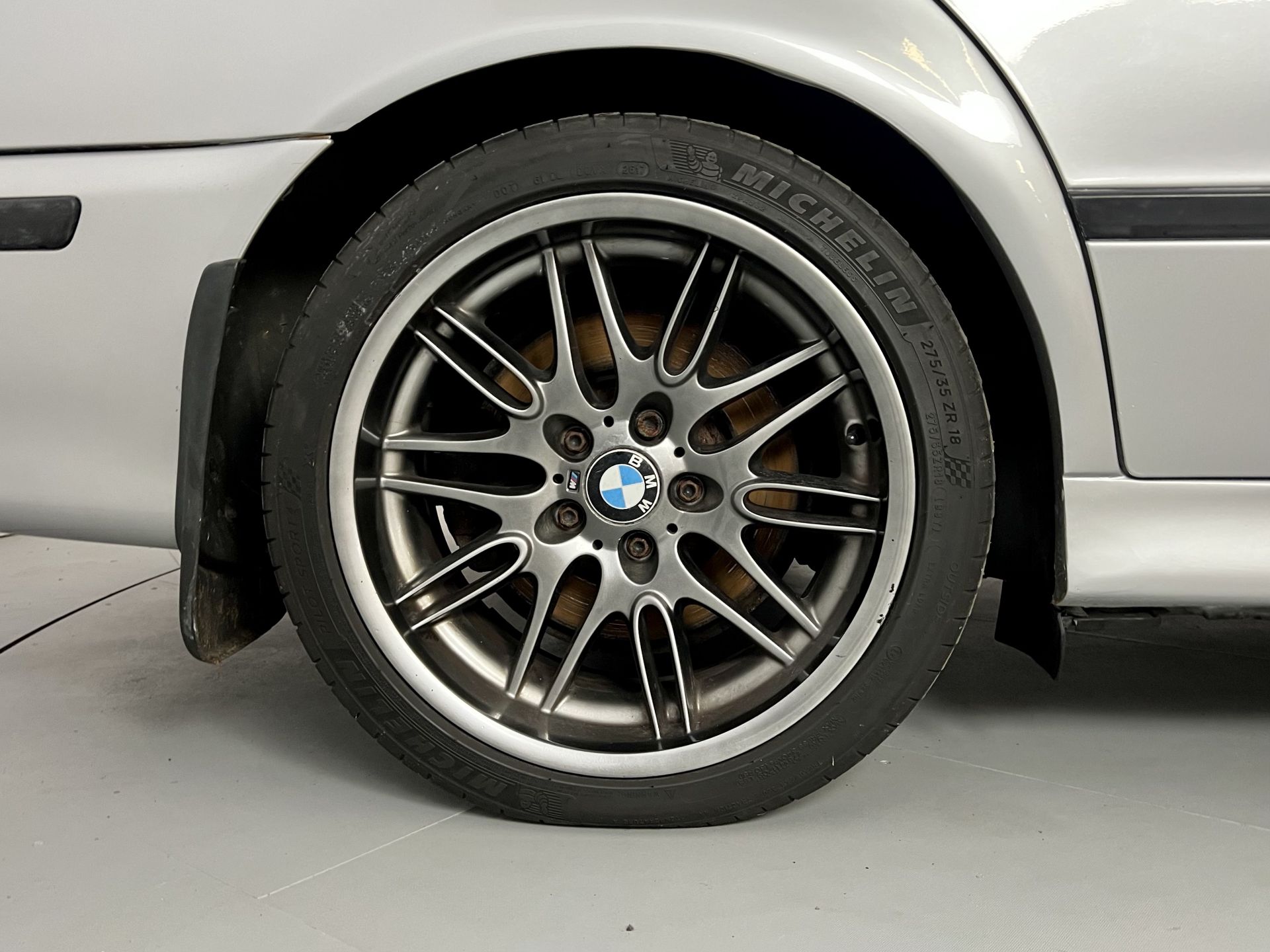 BMW M5 - Image 14 of 36