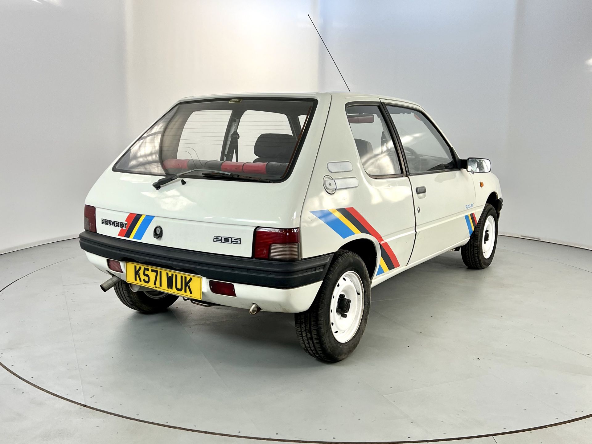 Peugeot 205 Rallye - Image 9 of 28