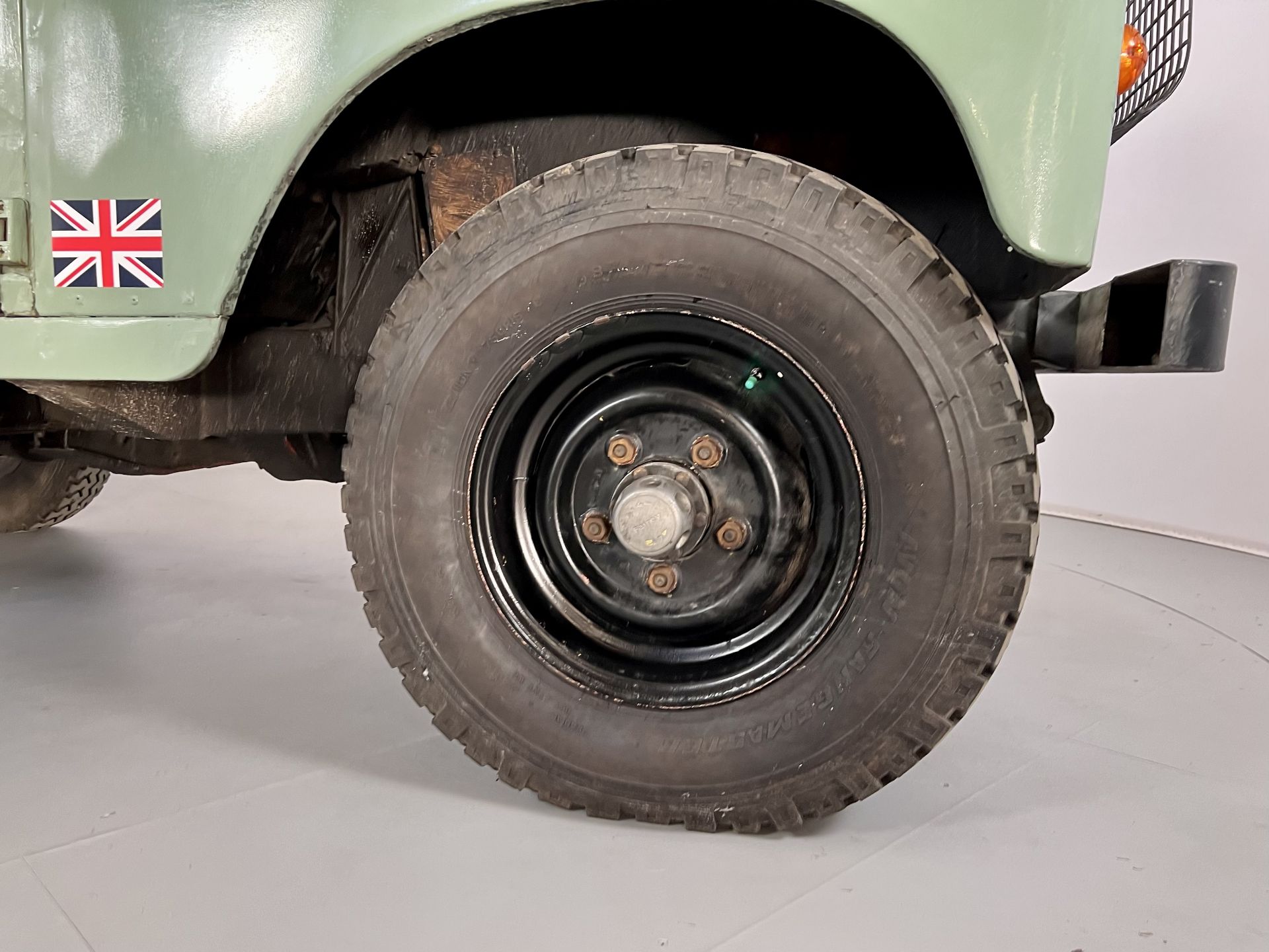 Land Rover Series 3 - Image 13 of 28