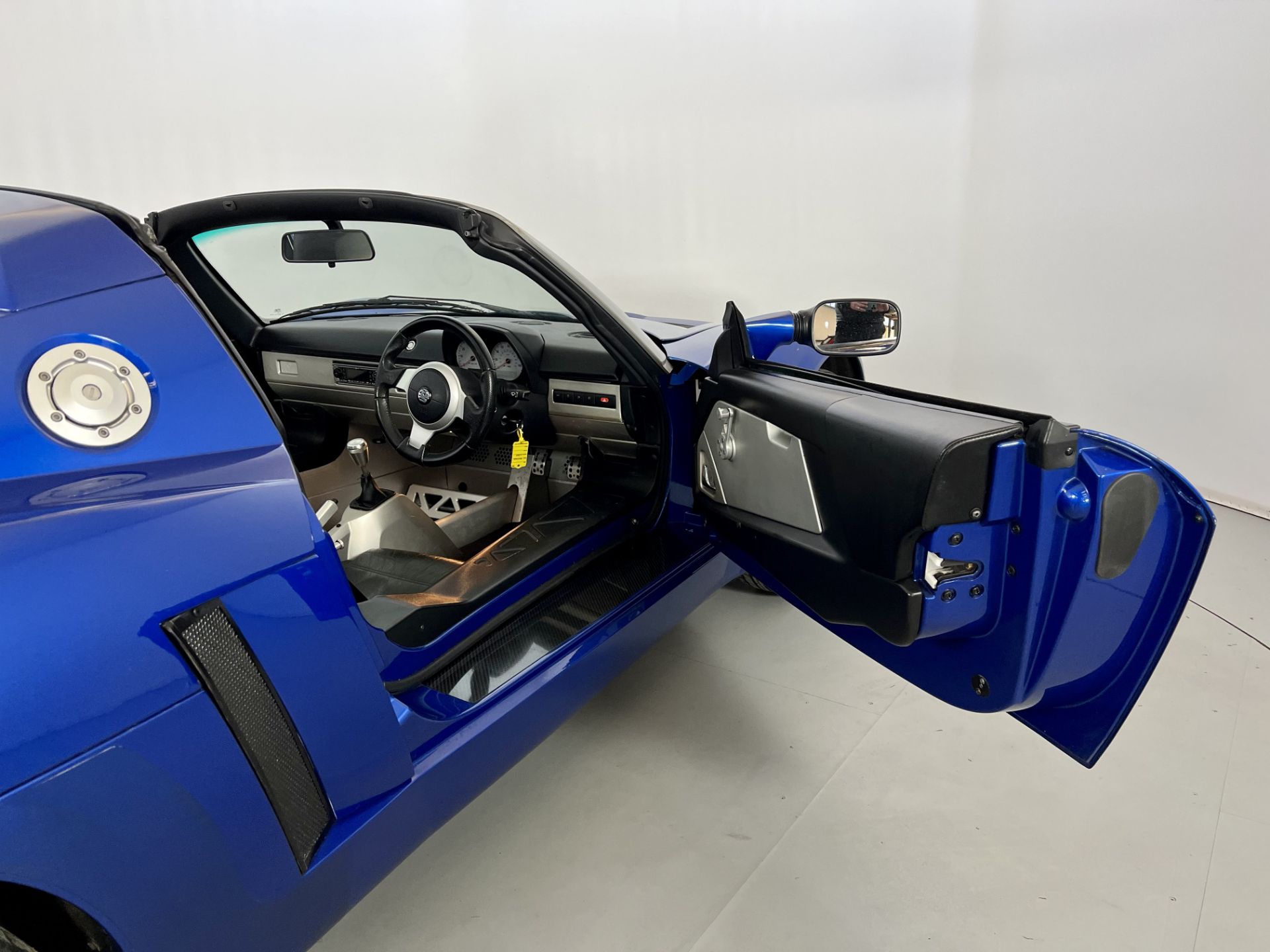 Vauxhall VX220 - Image 13 of 25