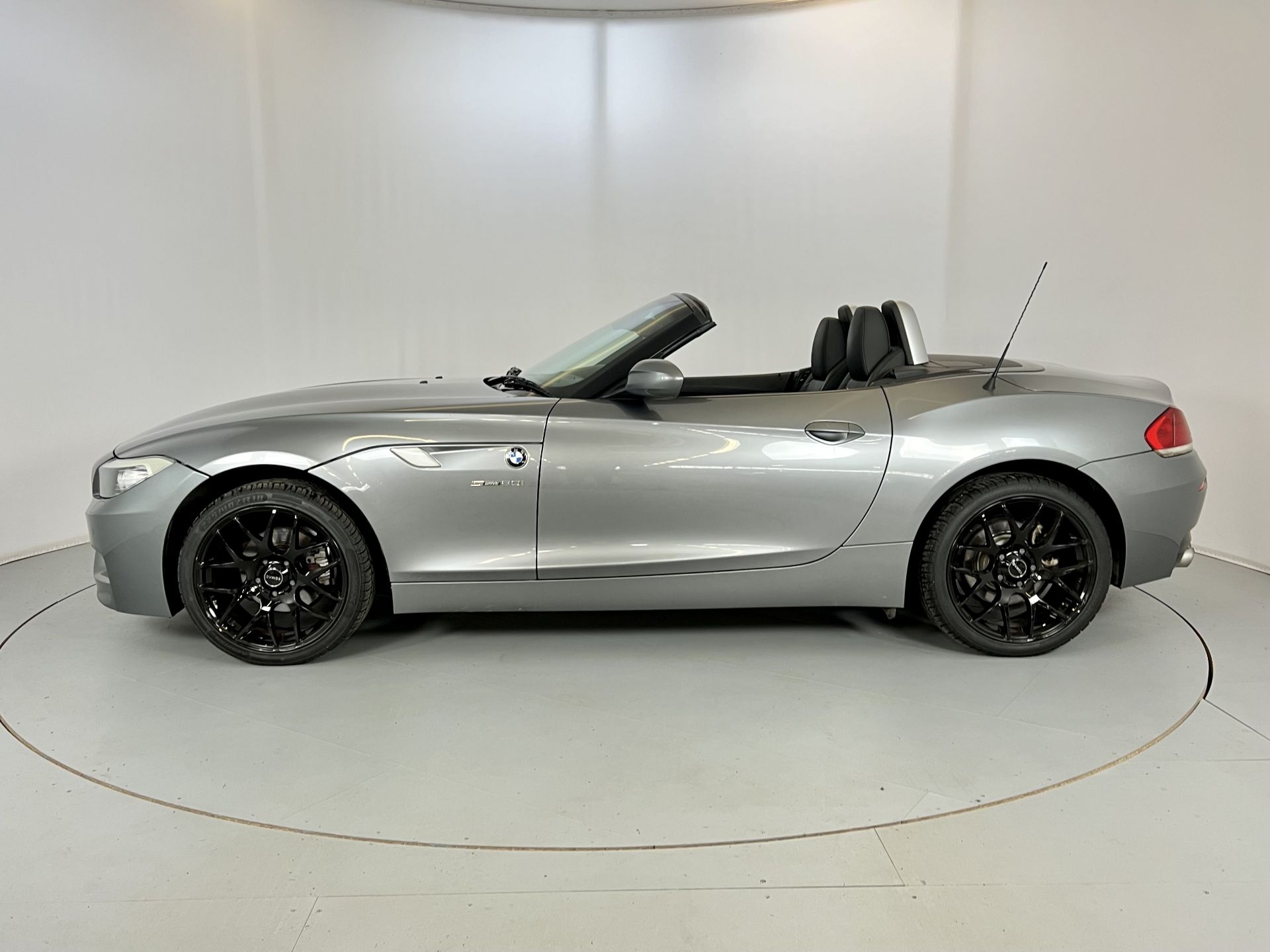 BMW Z4 - Image 5 of 27