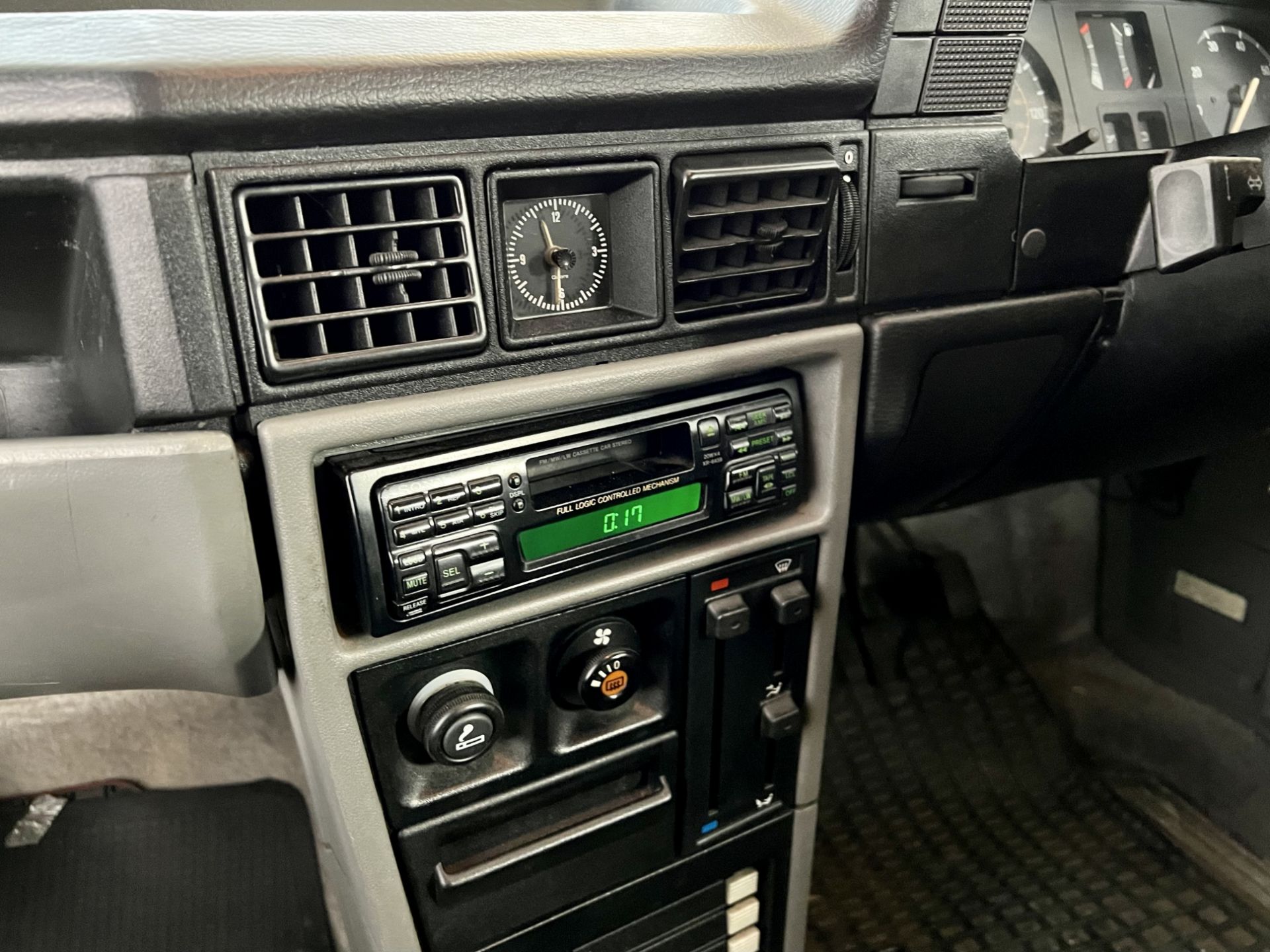 Vauxhall Astra SRI - Image 29 of 33