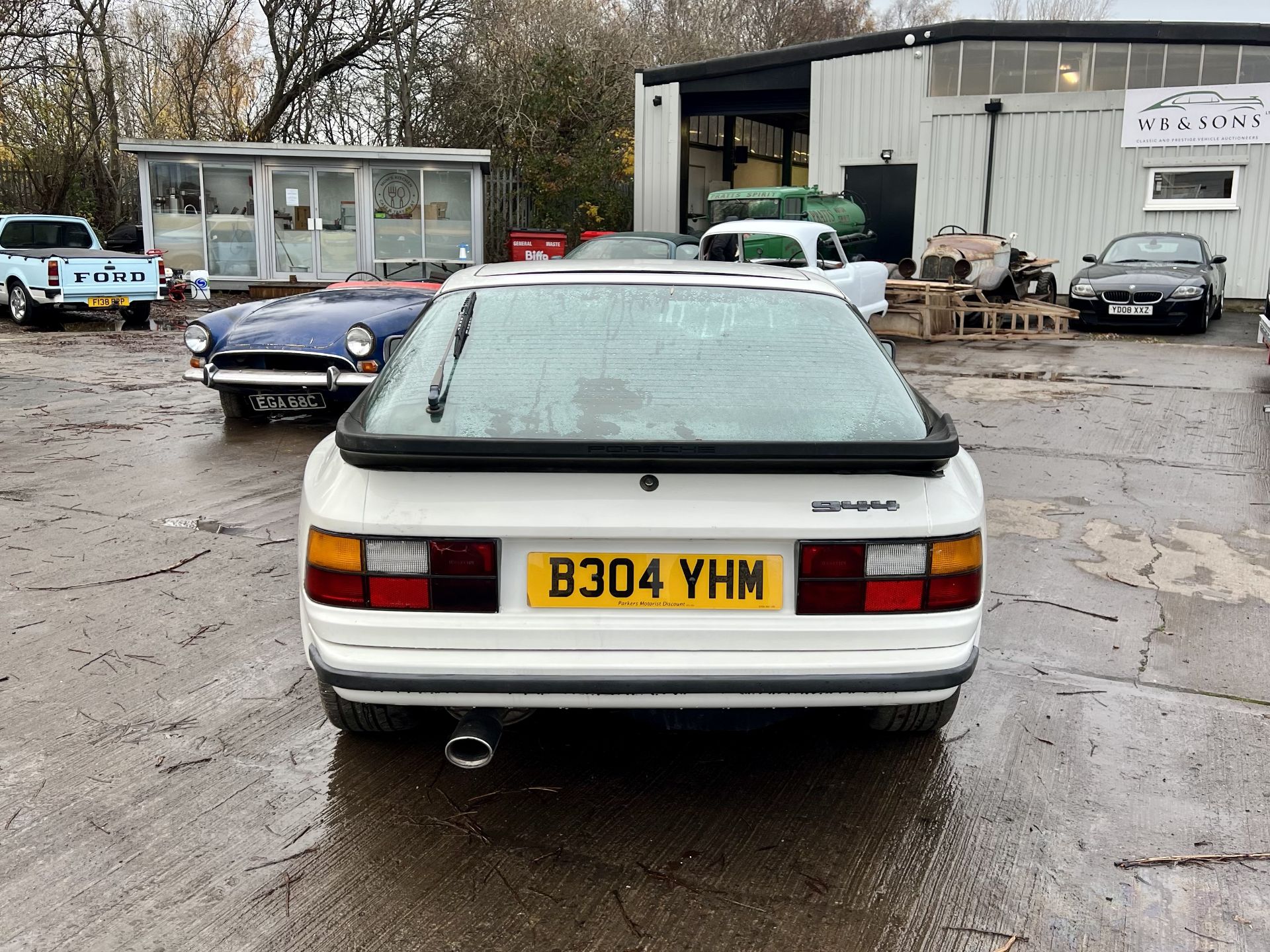 Porsche 944 - Image 6 of 22