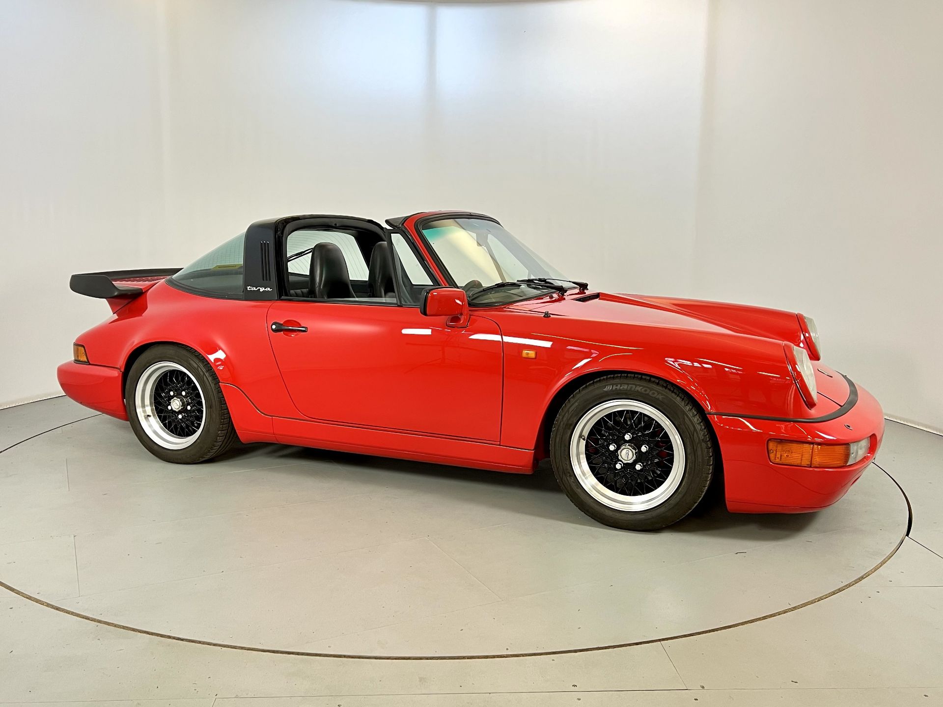 Porsche Carrera 2 - Image 24 of 35