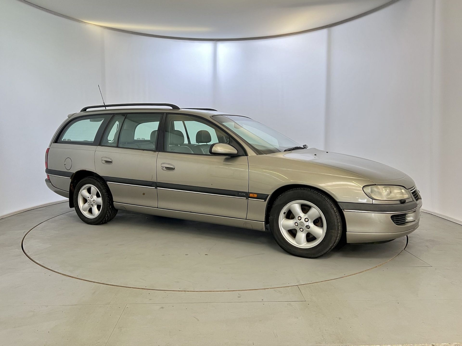Vauxhall Omega NO RESERVE - Image 11 of 31