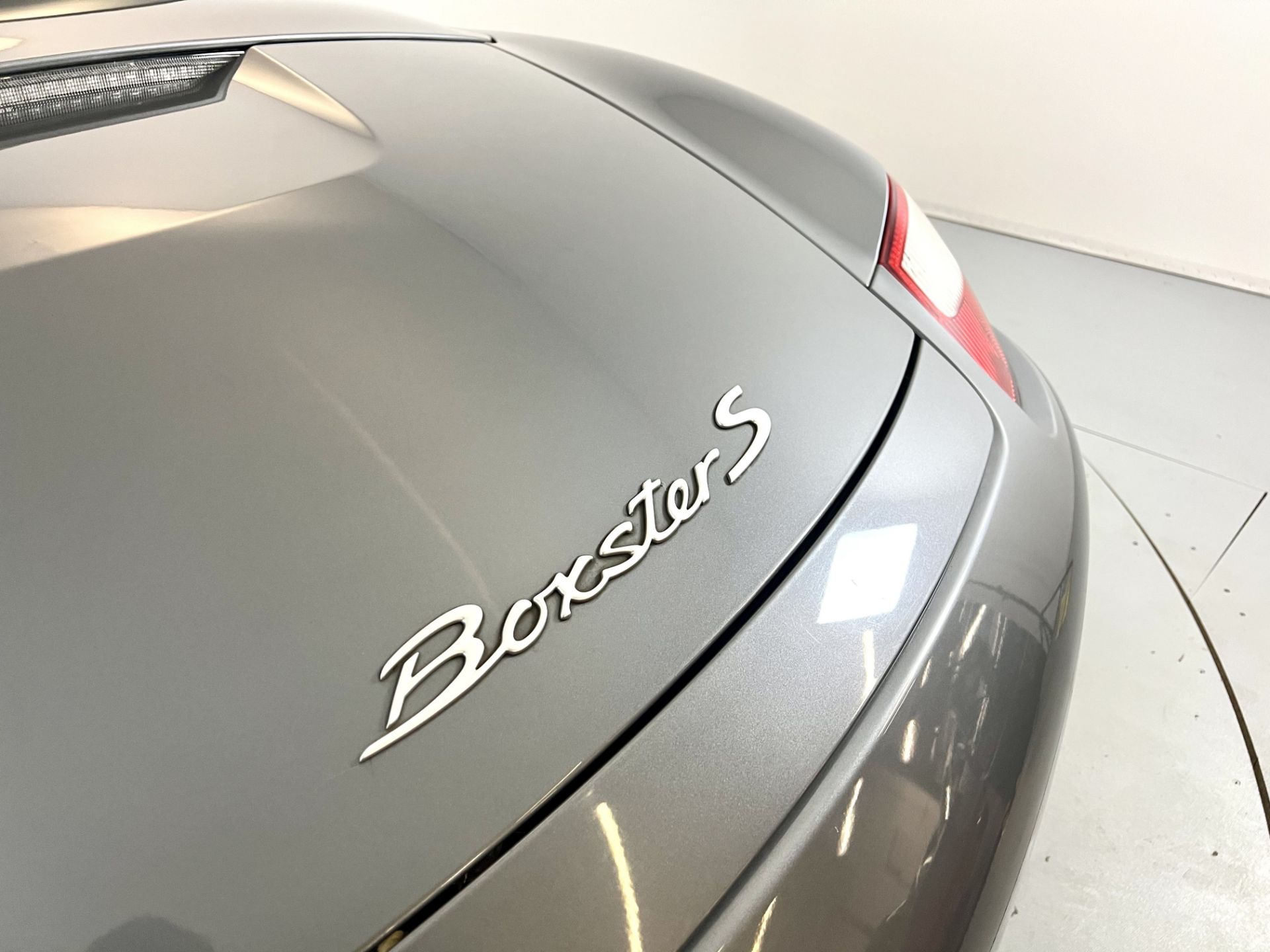 Porsche Boxster 3.2 S - Image 17 of 28