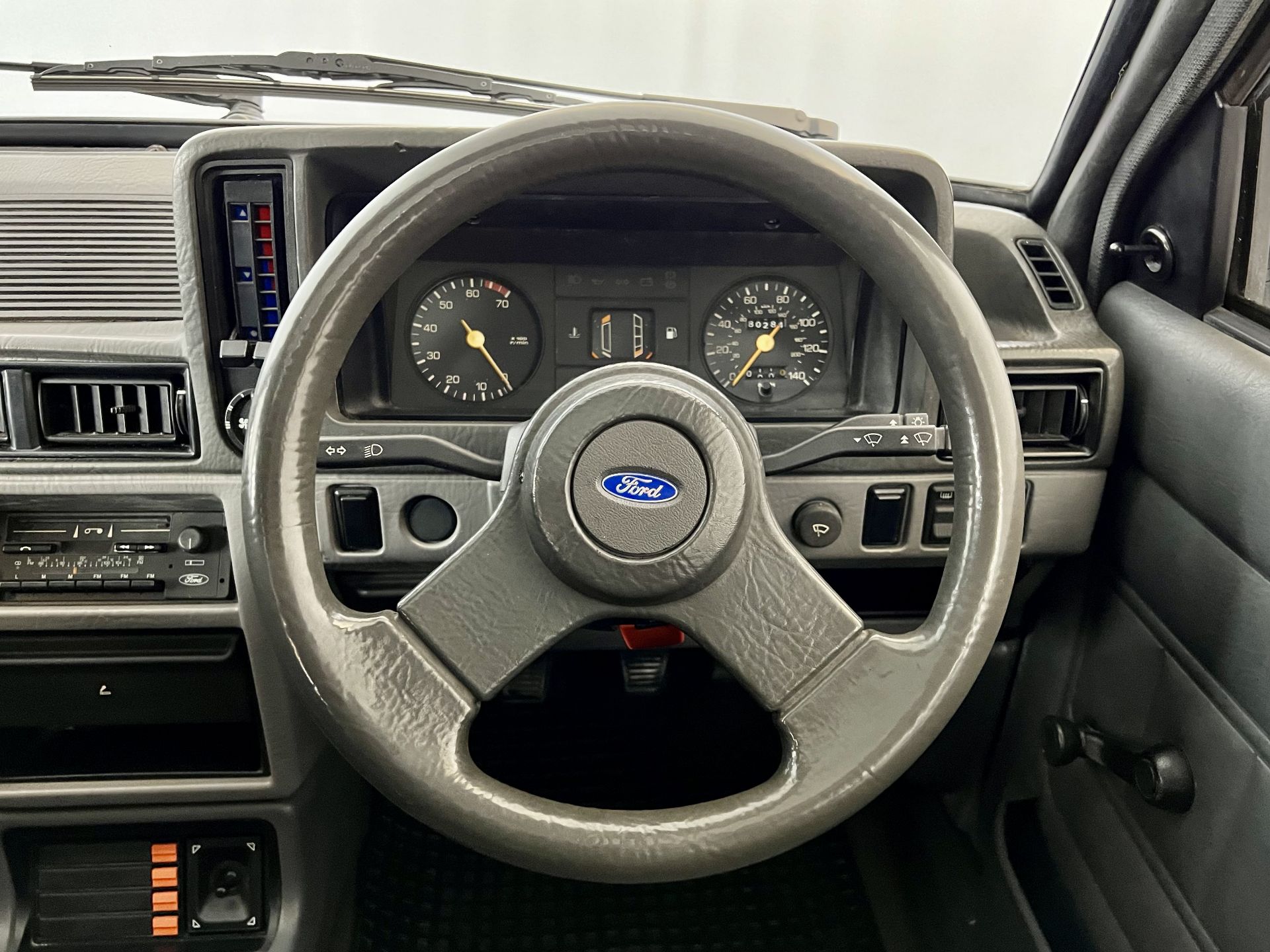 Ford Escot XR3 SVO - Image 26 of 31