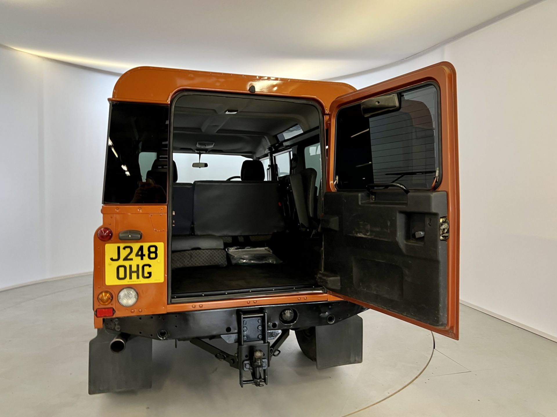 Landrover Defender 110 - Image 29 of 40