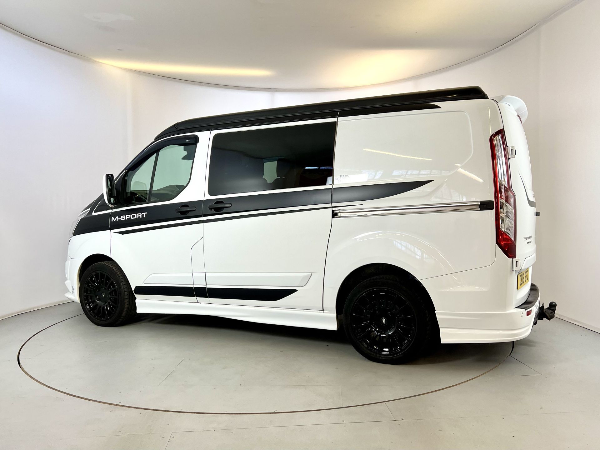 Ford Transit Custom Camper - Image 7 of 36