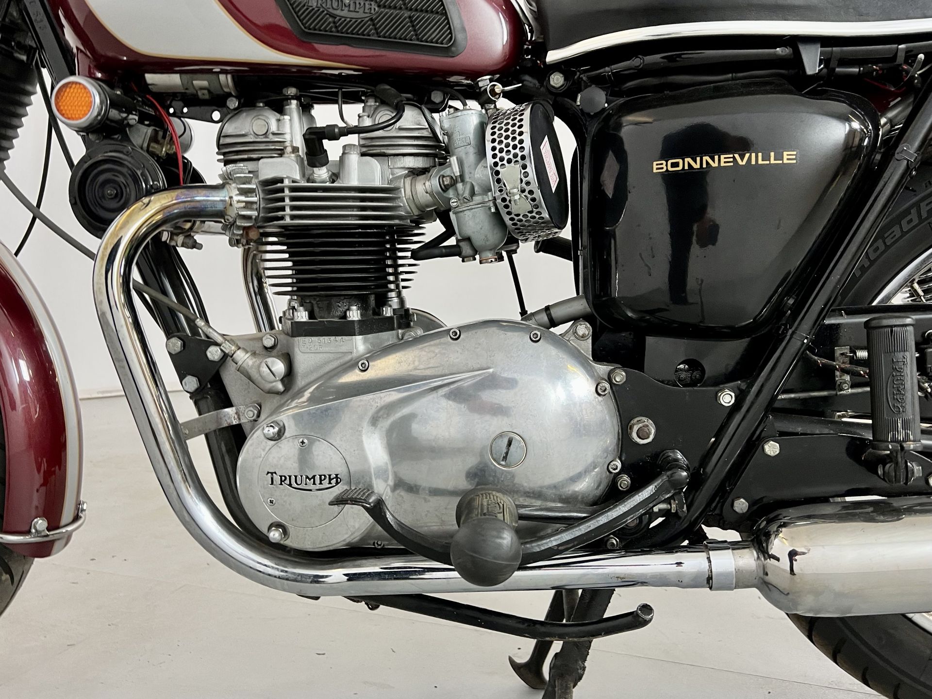 Triumph Bonneville - Image 11 of 17