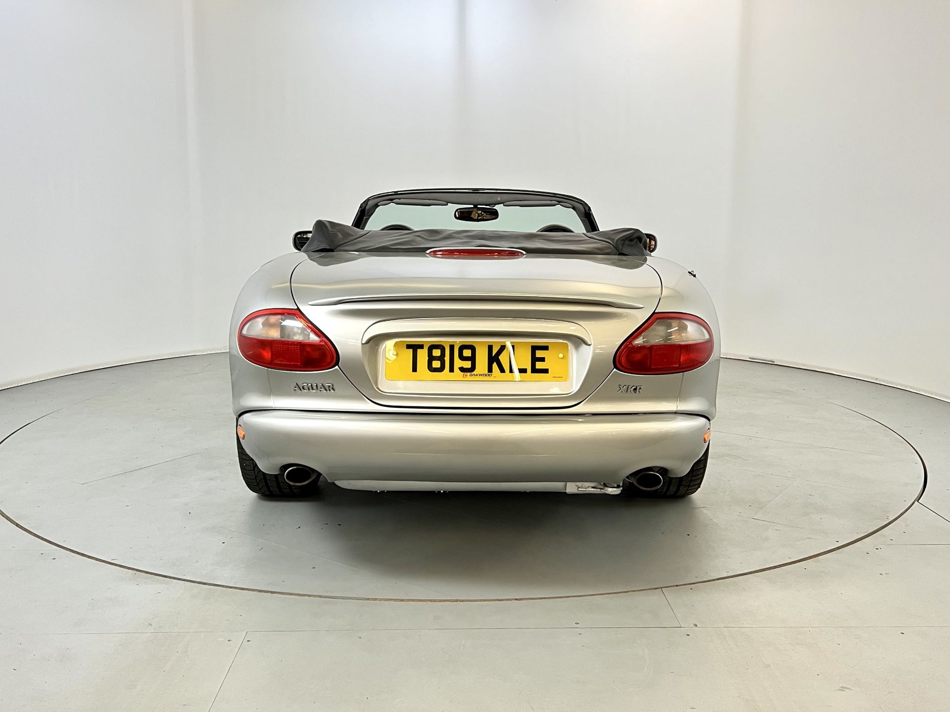 Jaguar XKR - Image 8 of 33