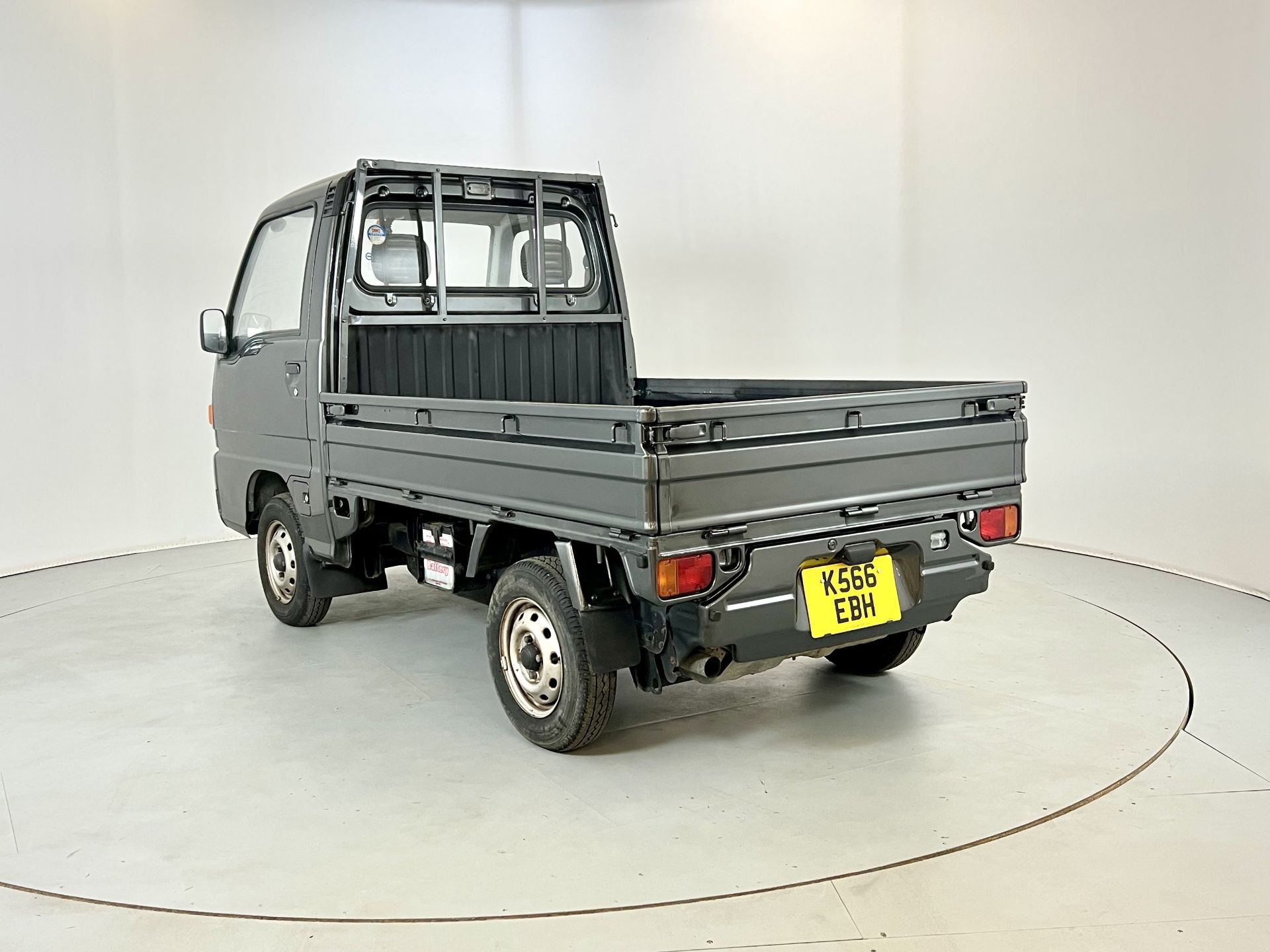 Subaru Sambar - Image 7 of 27