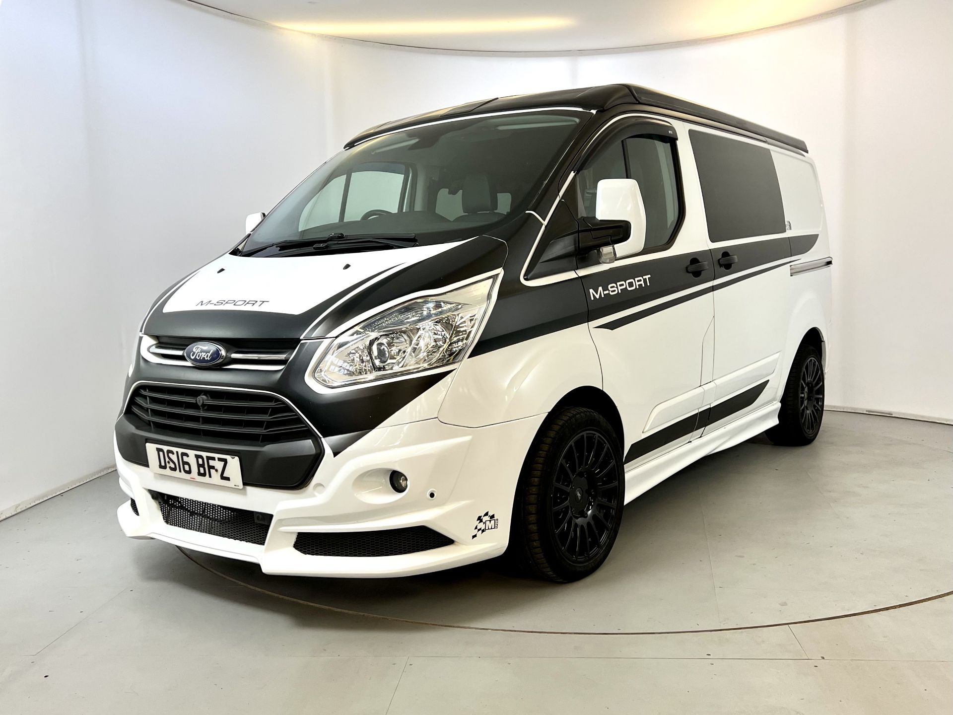 Ford Transit Custom Camper - Image 4 of 36