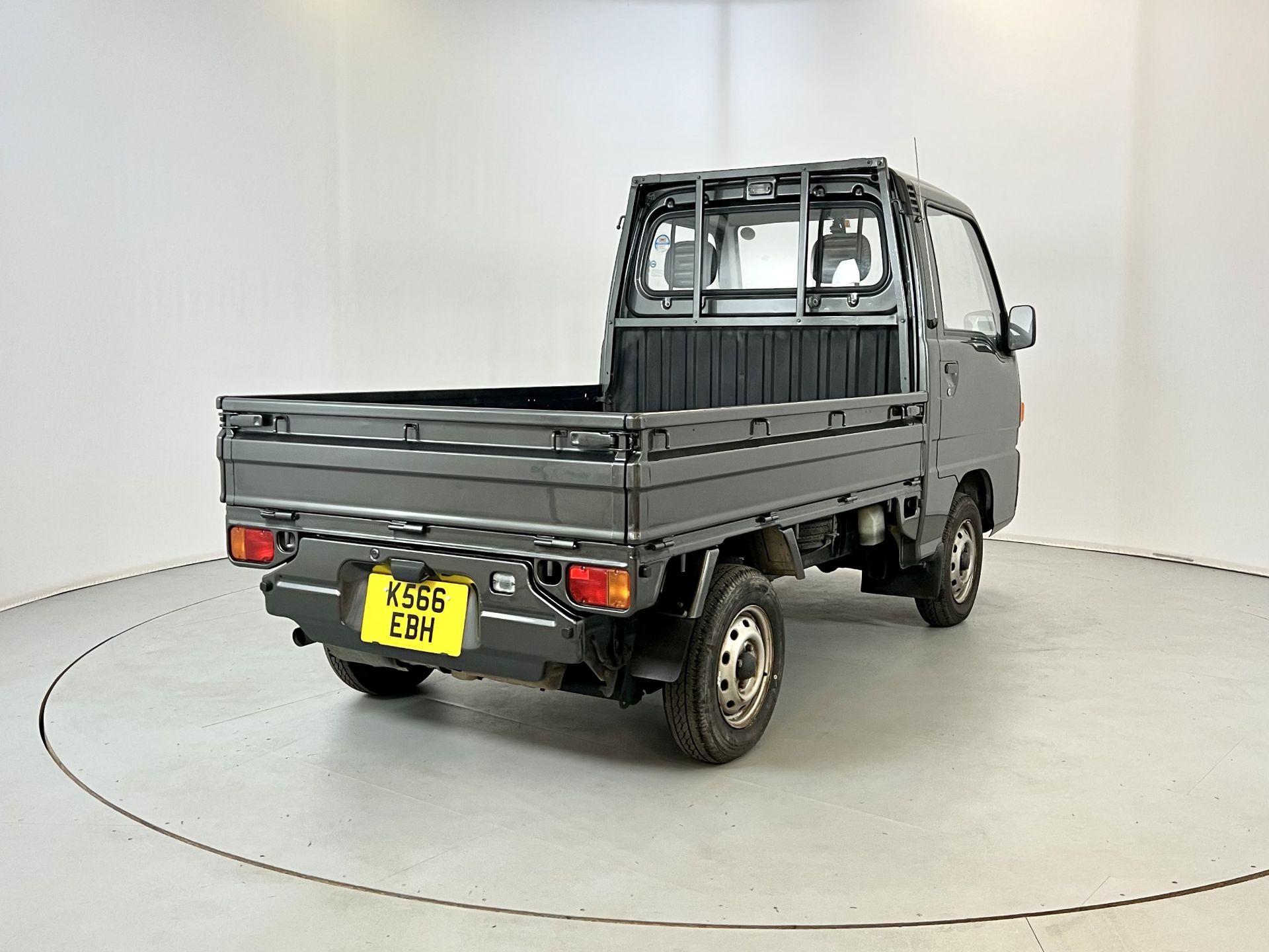 Subaru Sambar - Image 9 of 27